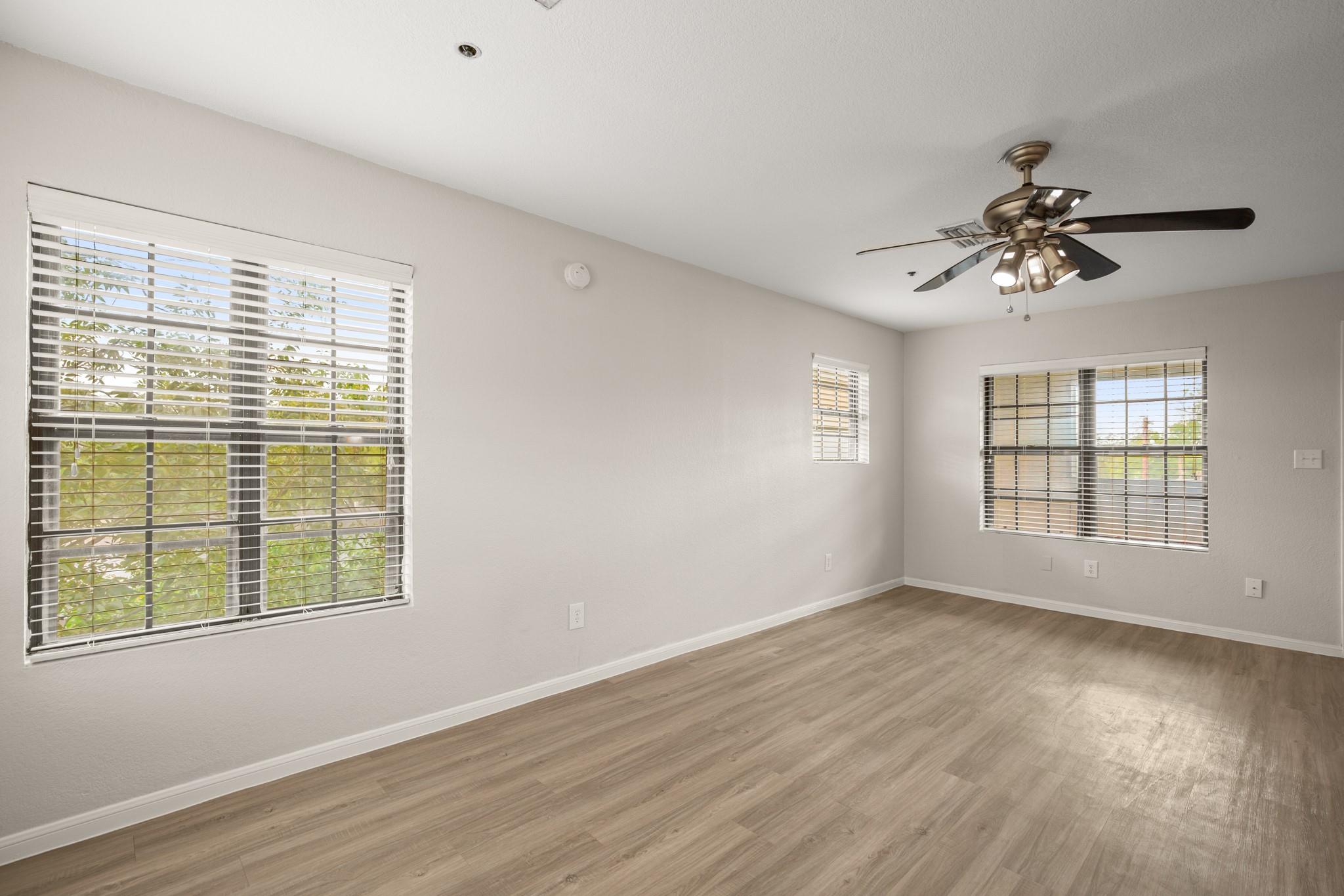 1013 W 23rd St # 205, Austin, TX 78705