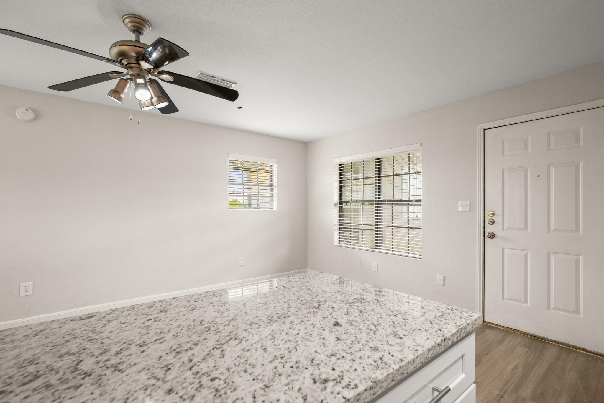 1013 W 23rd St # 205, Austin, TX 78705