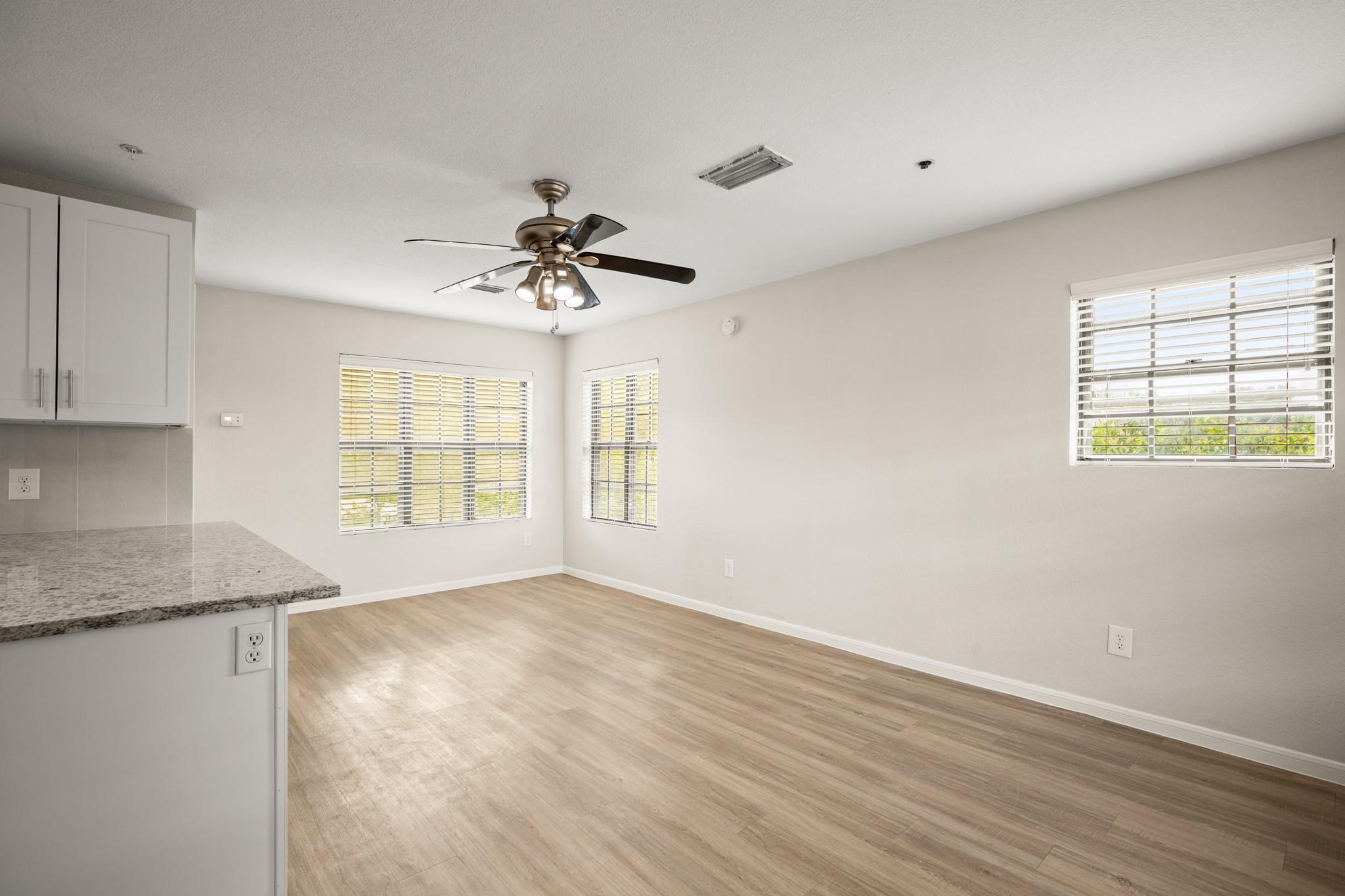 1013 W 23rd St # 205, Austin, TX 78705