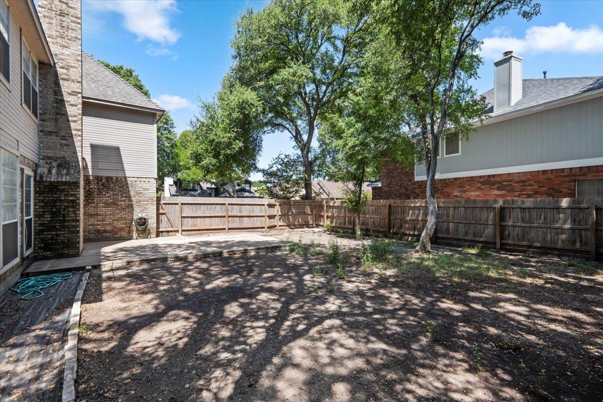 10116 Pinehurst Dr, Austin, TX 78747