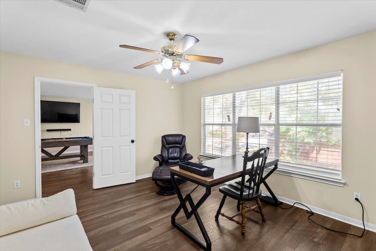 10116 Pinehurst Dr, Austin, TX 78747