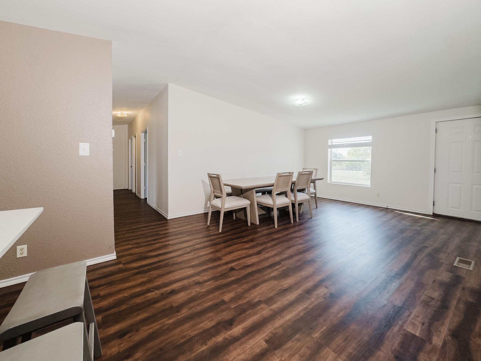 2709 County Road 463, Elgin, TX 78621