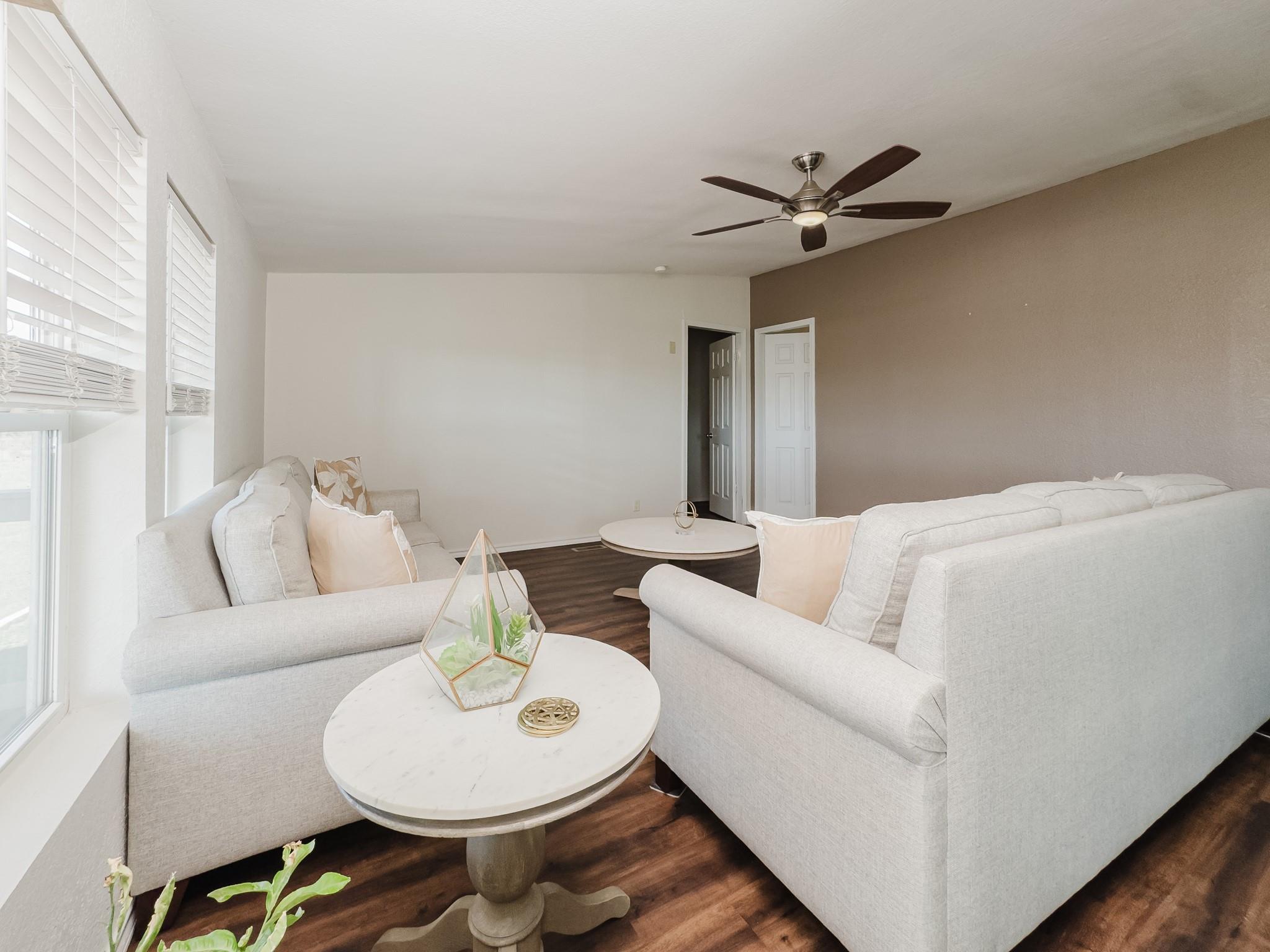 2709 County Road 463, Elgin, TX 78621