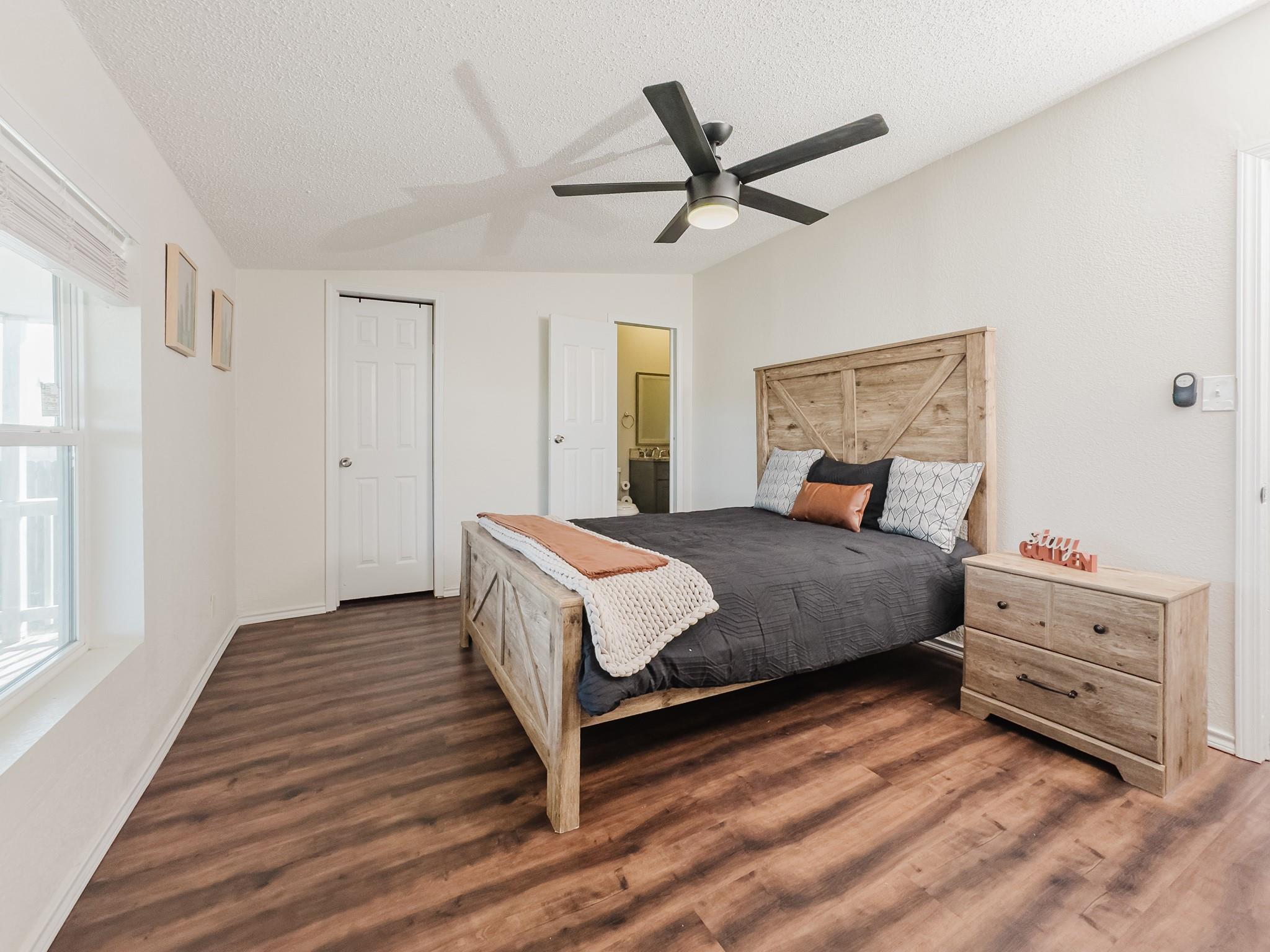 2709 County Road 463, Elgin, TX 78621