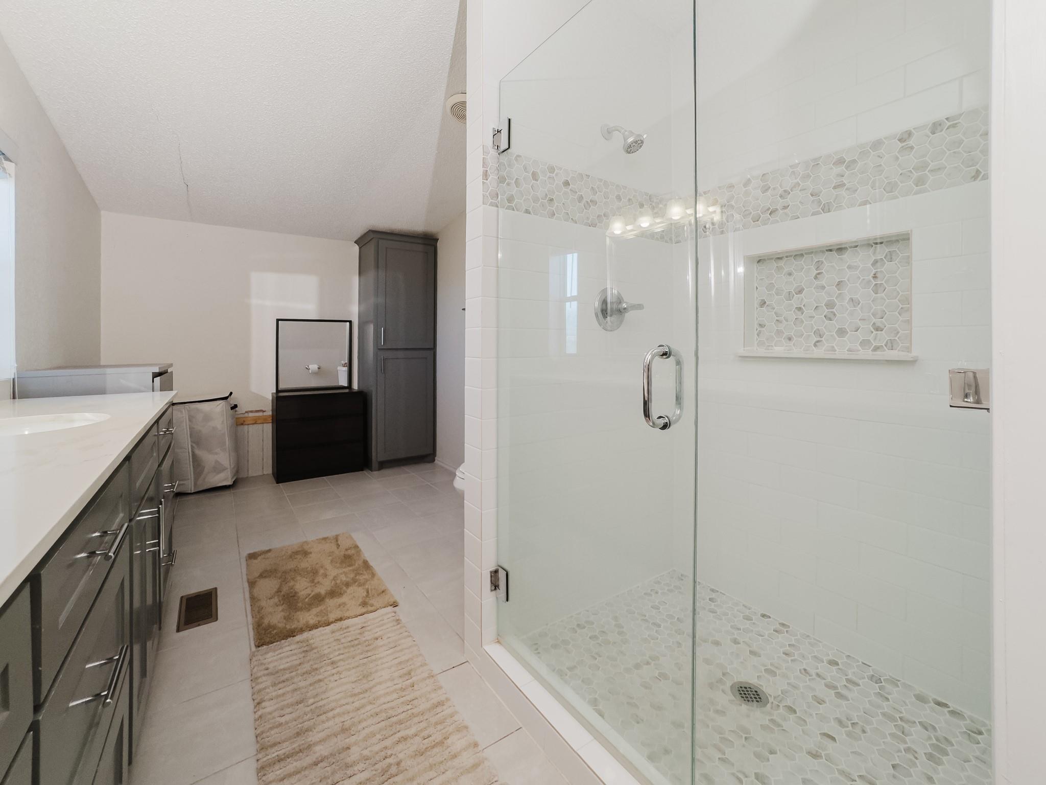 2709 County Road 463, Elgin, TX 78621