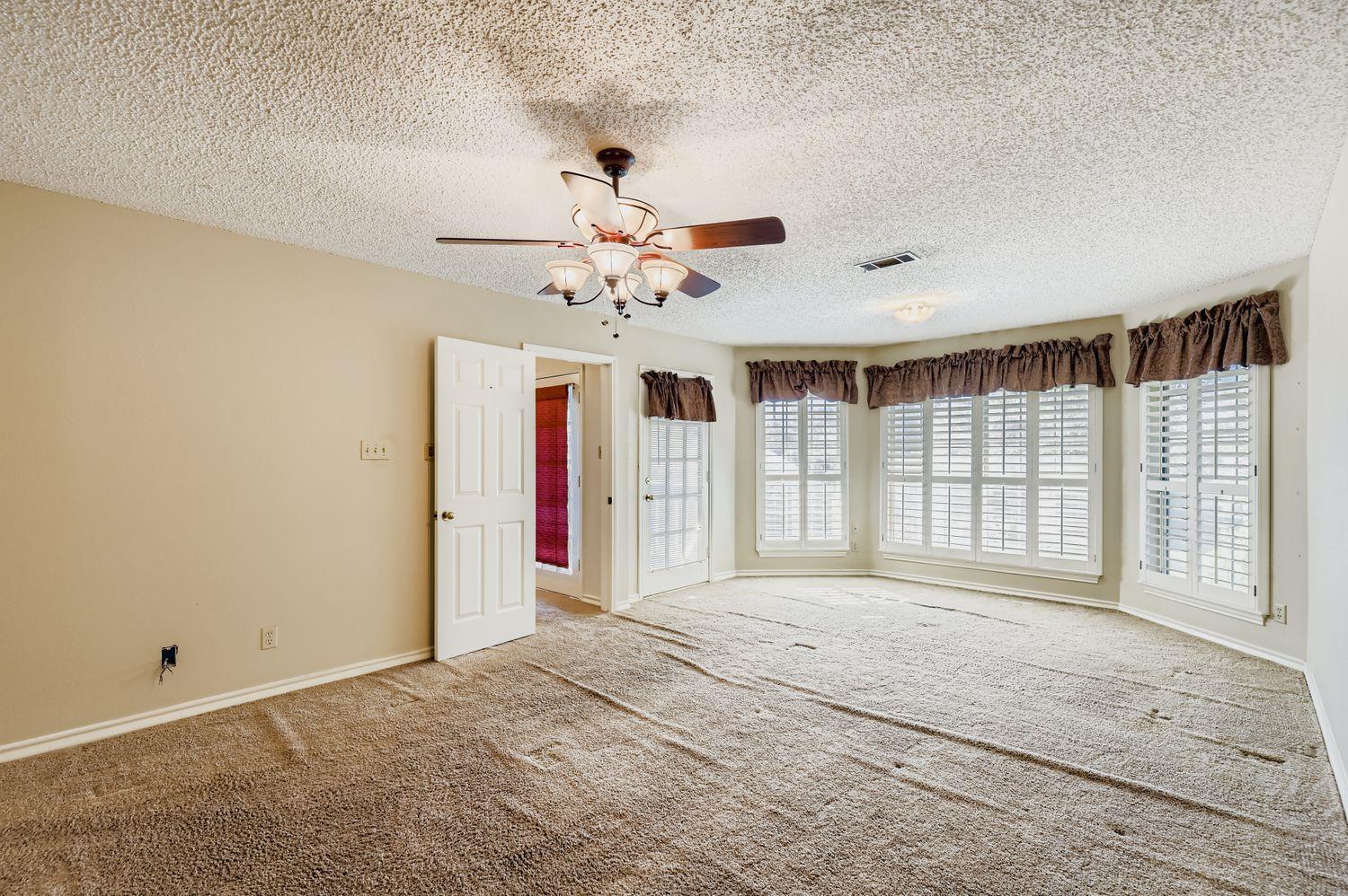 5306 Marsh Creek Dr, Austin, TX 78759