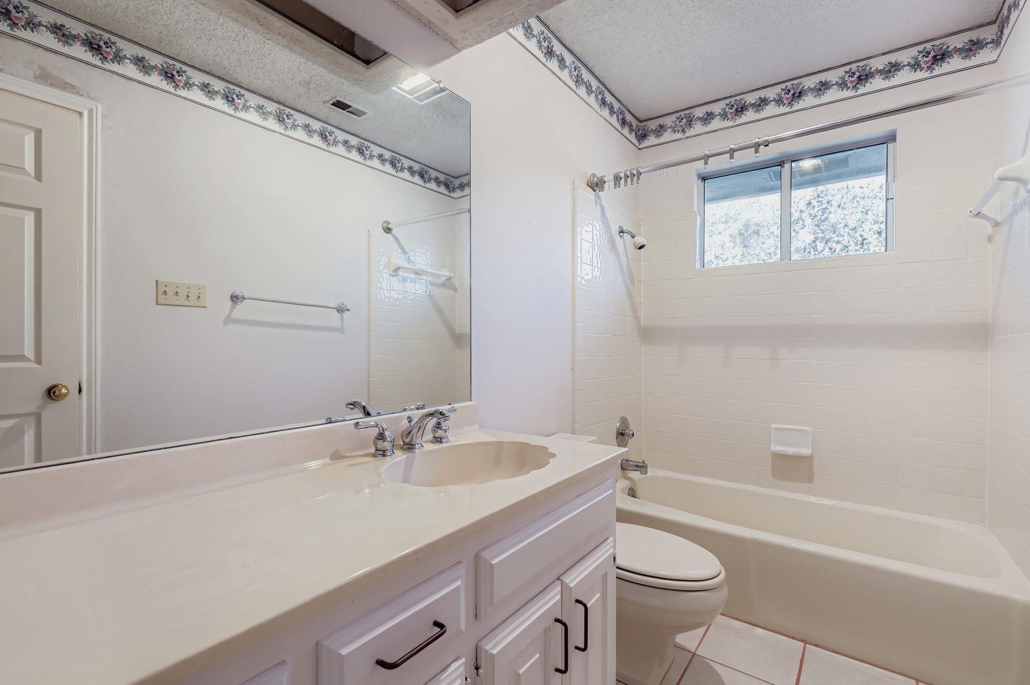 5306 Marsh Creek Dr, Austin, TX 78759