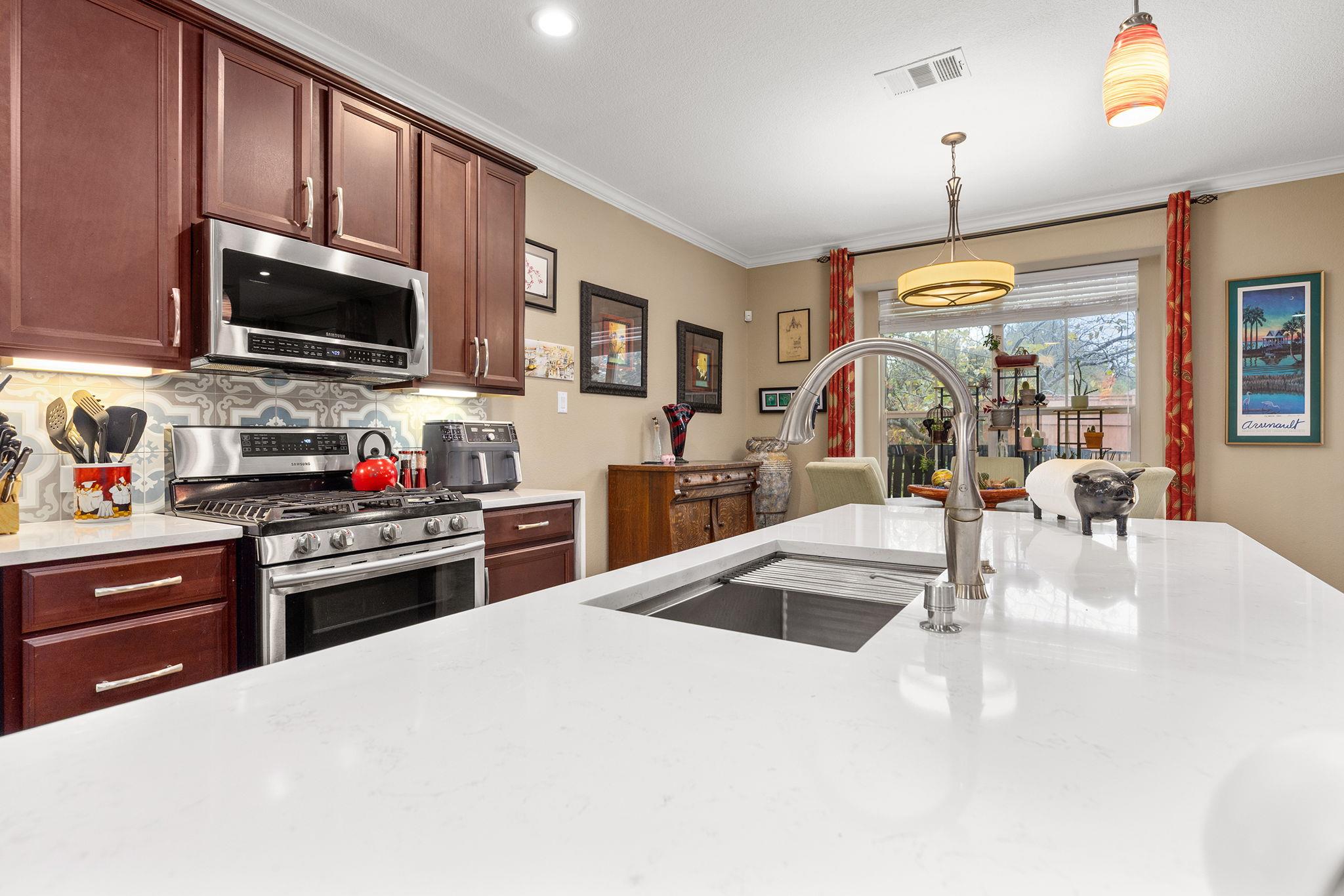 14001 Avery Ranch Blvd # 302, Austin, TX 78717