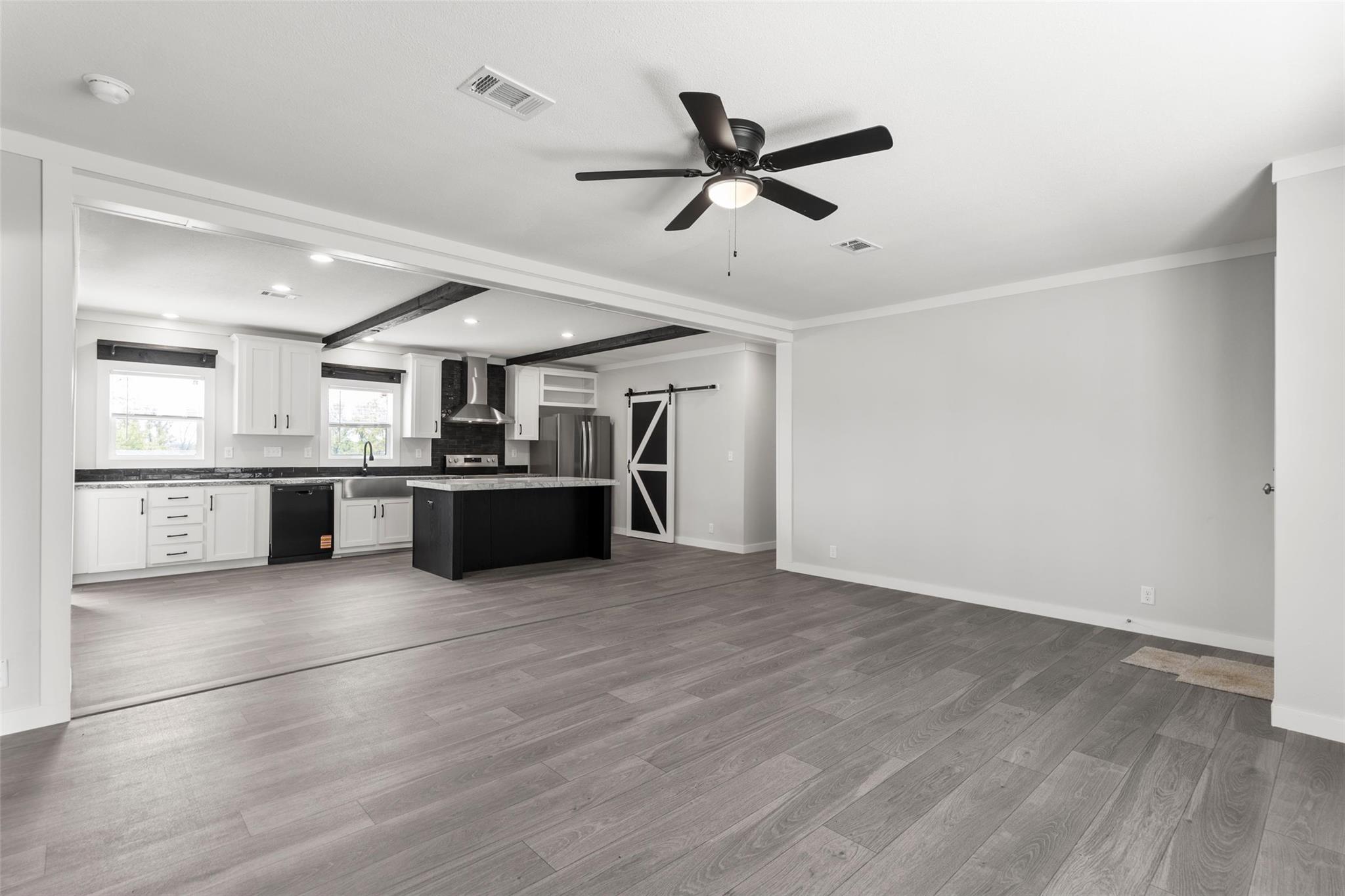 28789 FM 963, Briggs, TX 78608