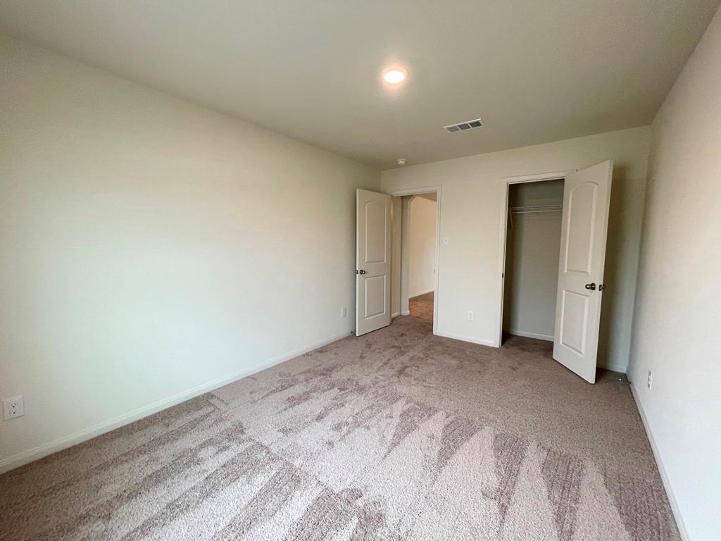 168 Allington Cir, Jarrell, TX 76537