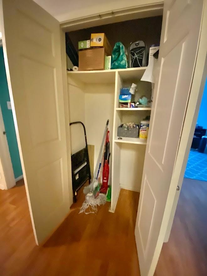 807 W 25th St # 215, Austin, TX 78705