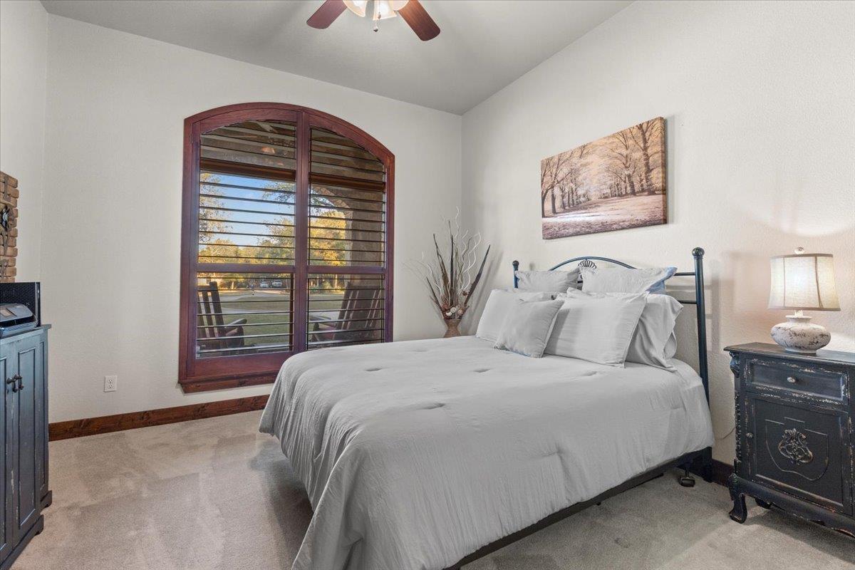 130 Axis Trl, Bastrop, TX 78602