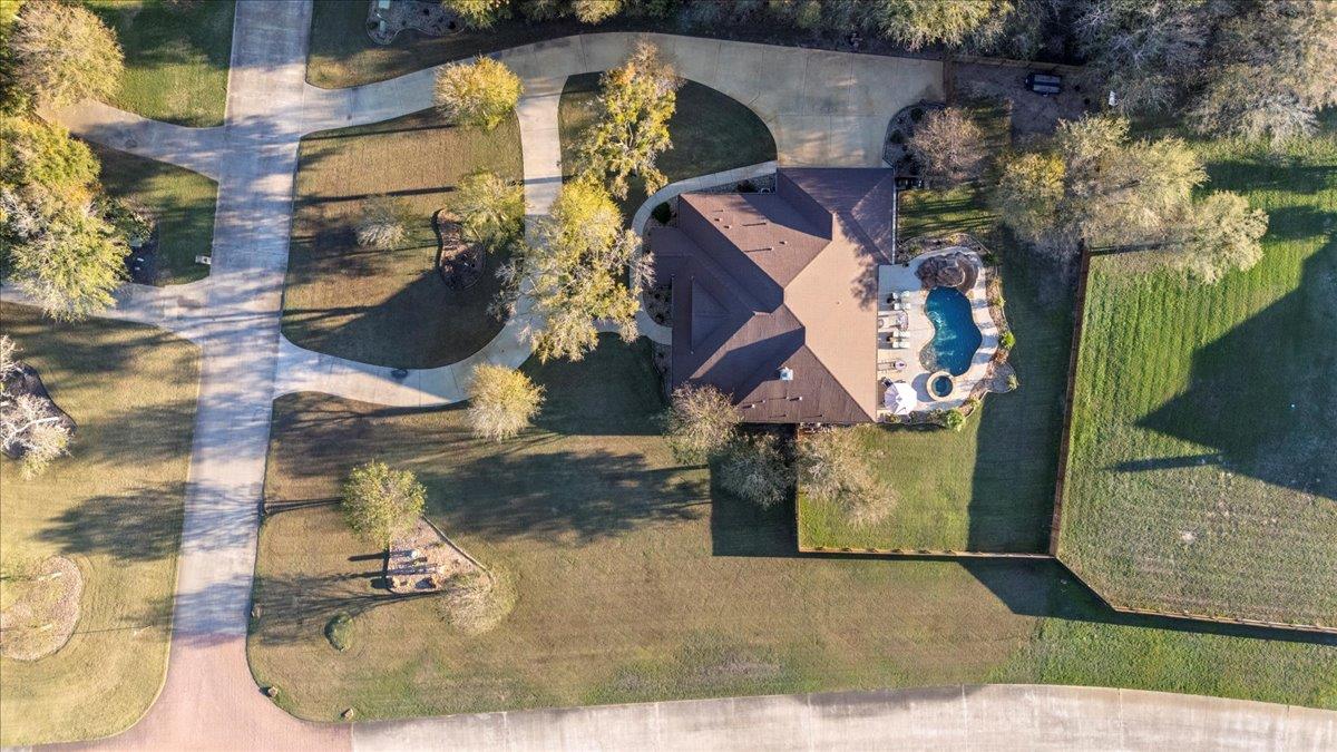 130 Axis Trl, Bastrop, TX 78602