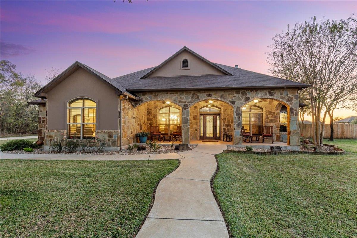 130 Axis Trl, Bastrop, TX 78602