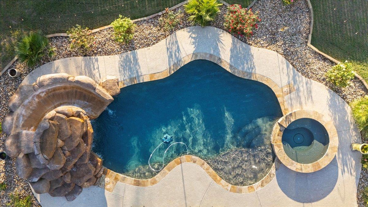 130 Axis Trl, Bastrop, TX 78602