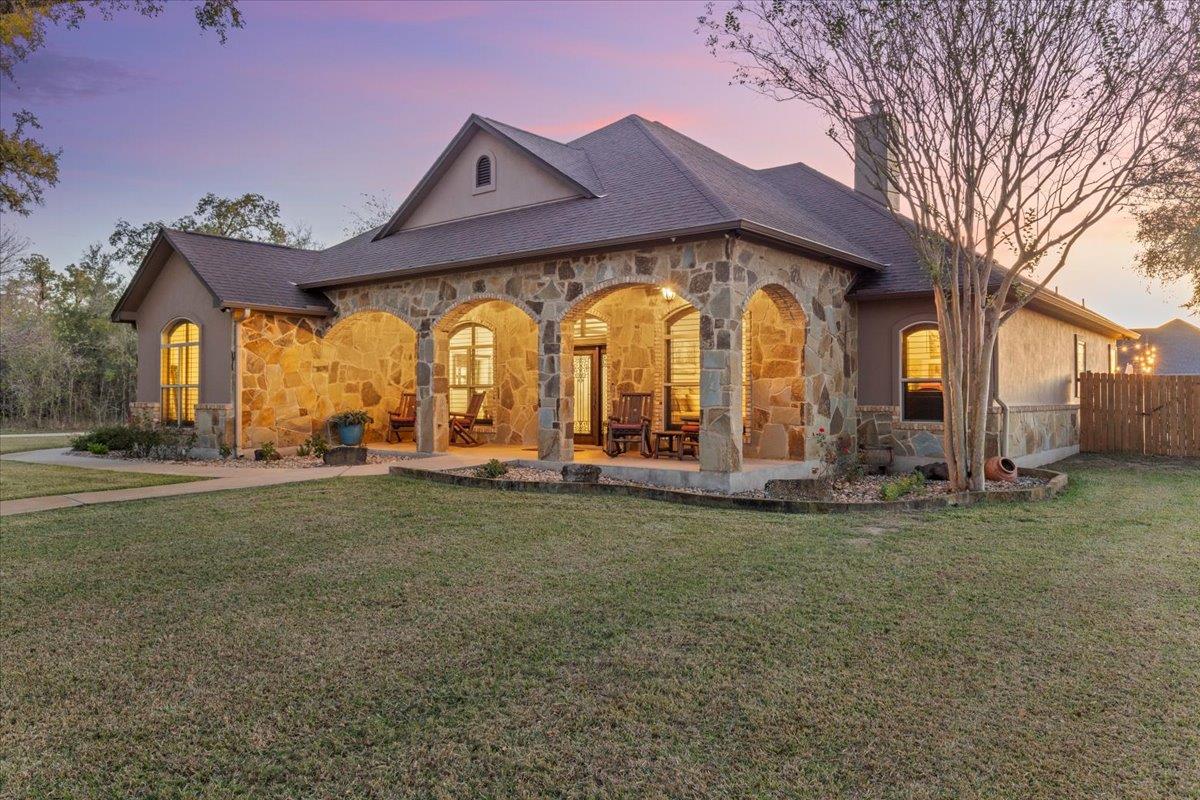 130 Axis Trl, Bastrop, TX 78602