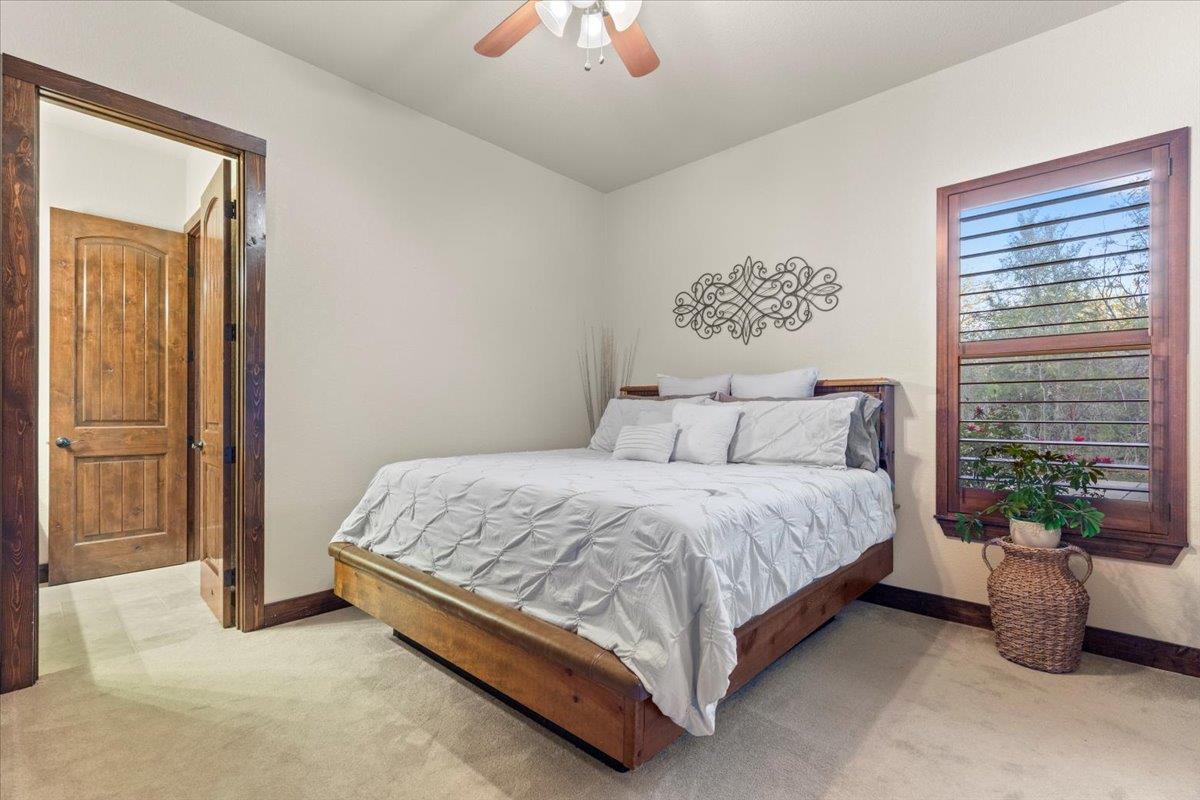 130 Axis Trl, Bastrop, TX 78602