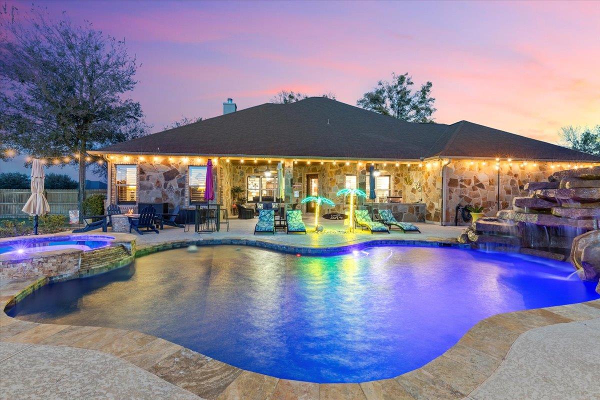 130 Axis Trl, Bastrop, TX 78602