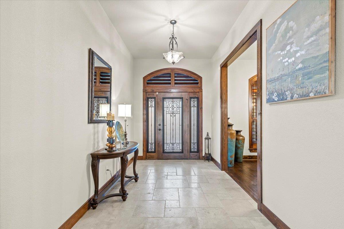 130 Axis Trl, Bastrop, TX 78602