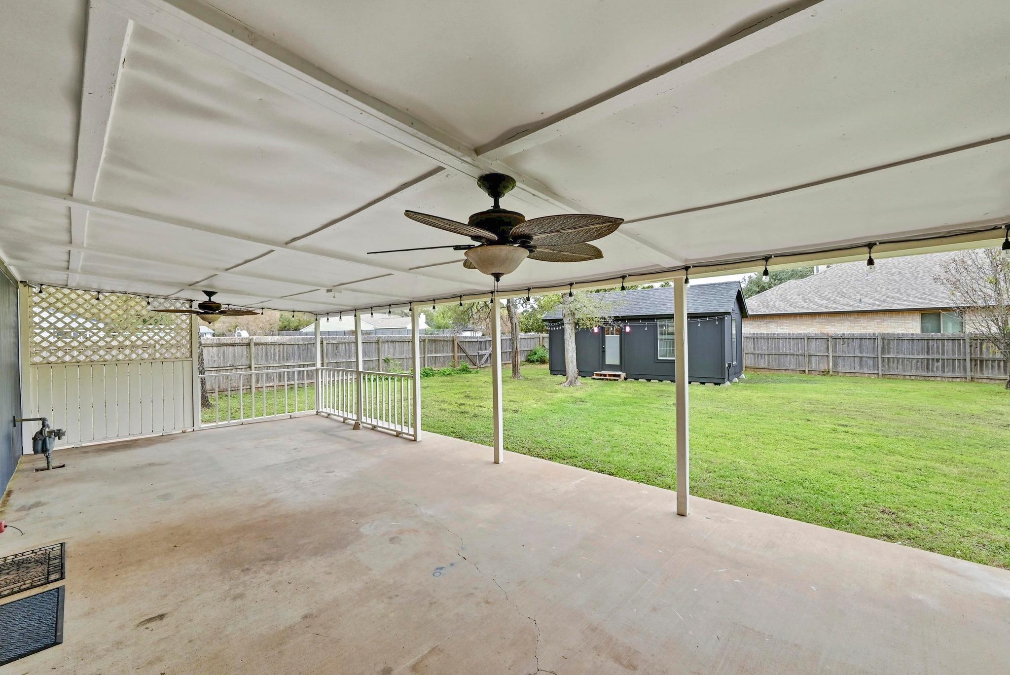 1406 Oakridge Dr, Round Rock, TX 78681