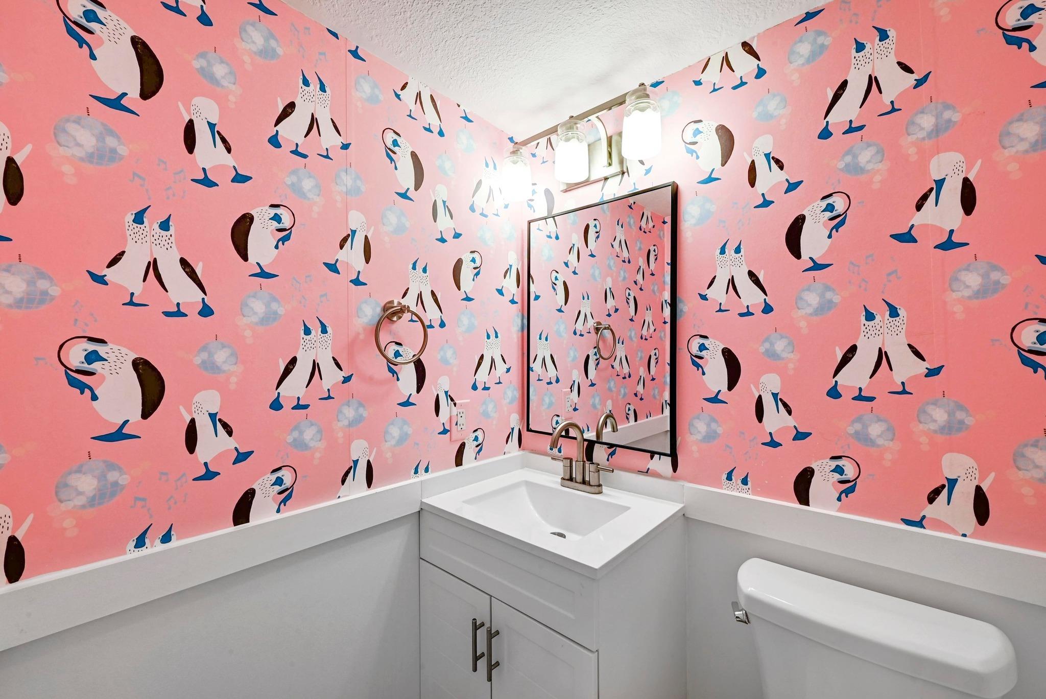 1406 Oakridge Dr, Round Rock, TX 78681