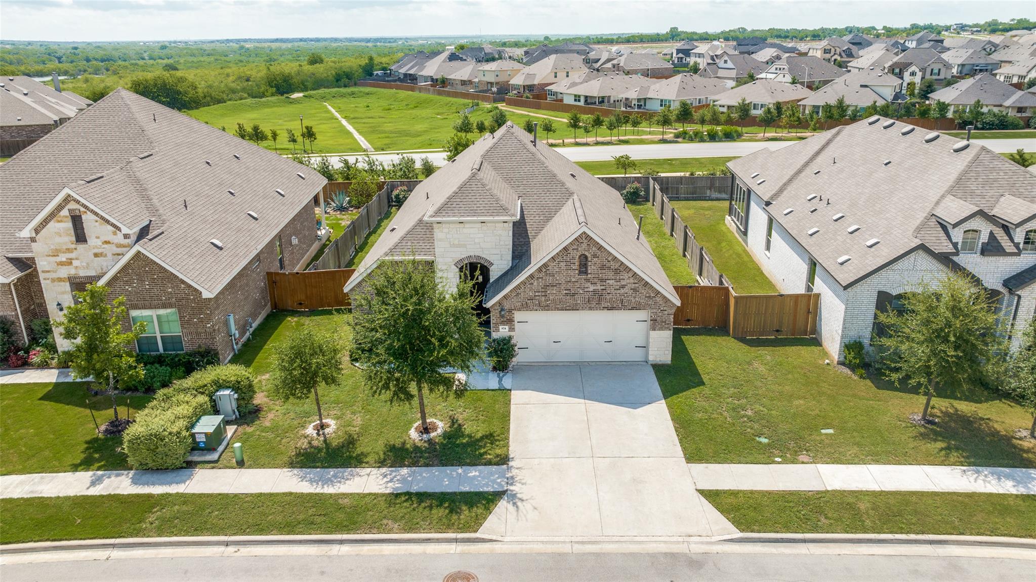 874 Spinnaker Loop, Kyle, TX 78640