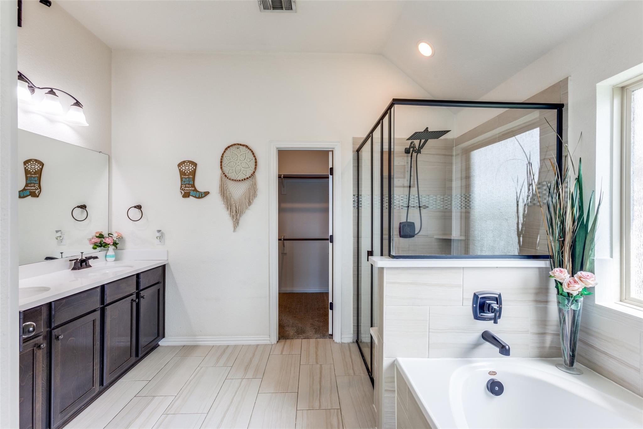 874 Spinnaker Loop, Kyle, TX 78640