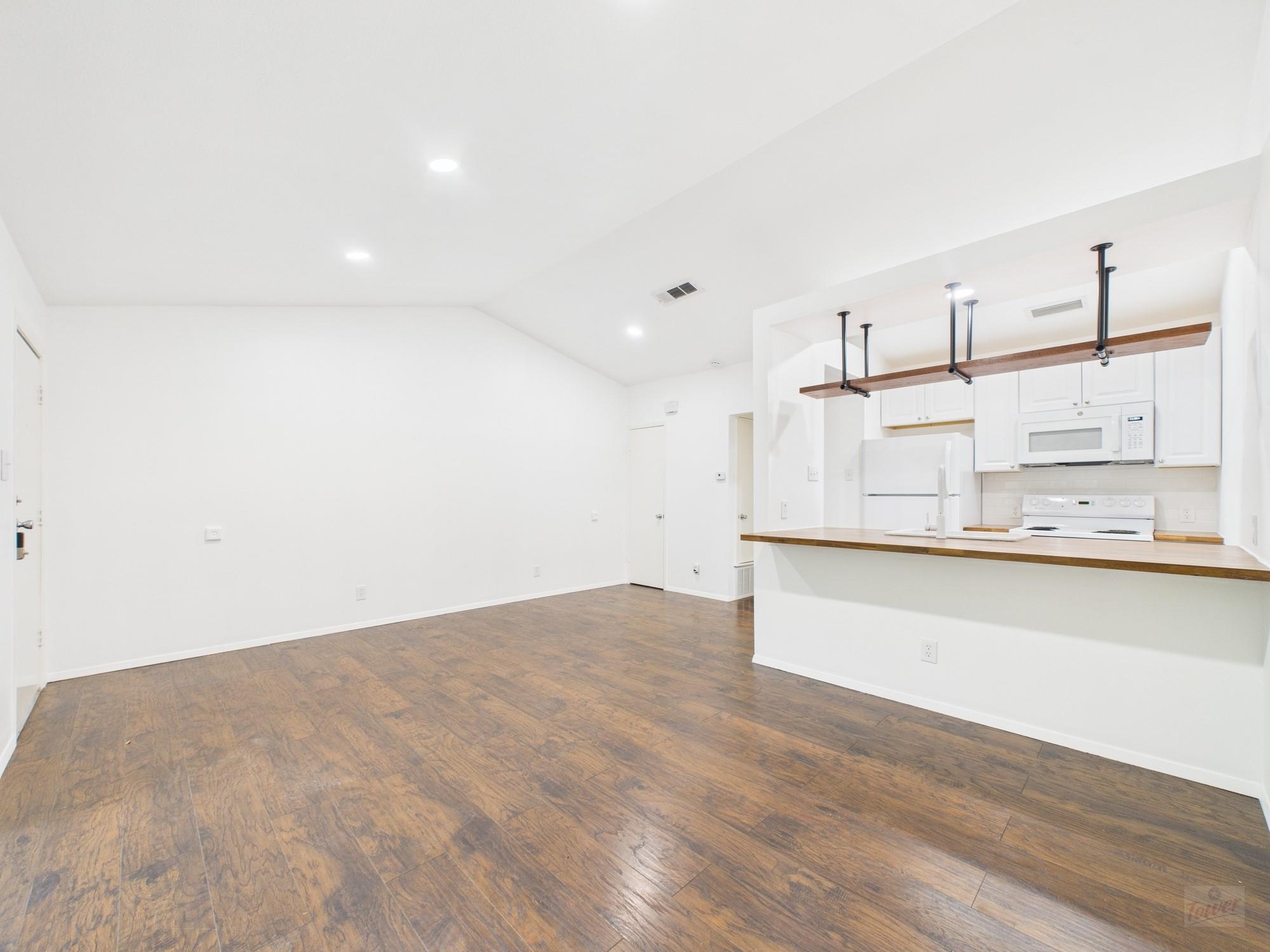 1305 Hollow Creek Drive # 3, Austin, TX 78704