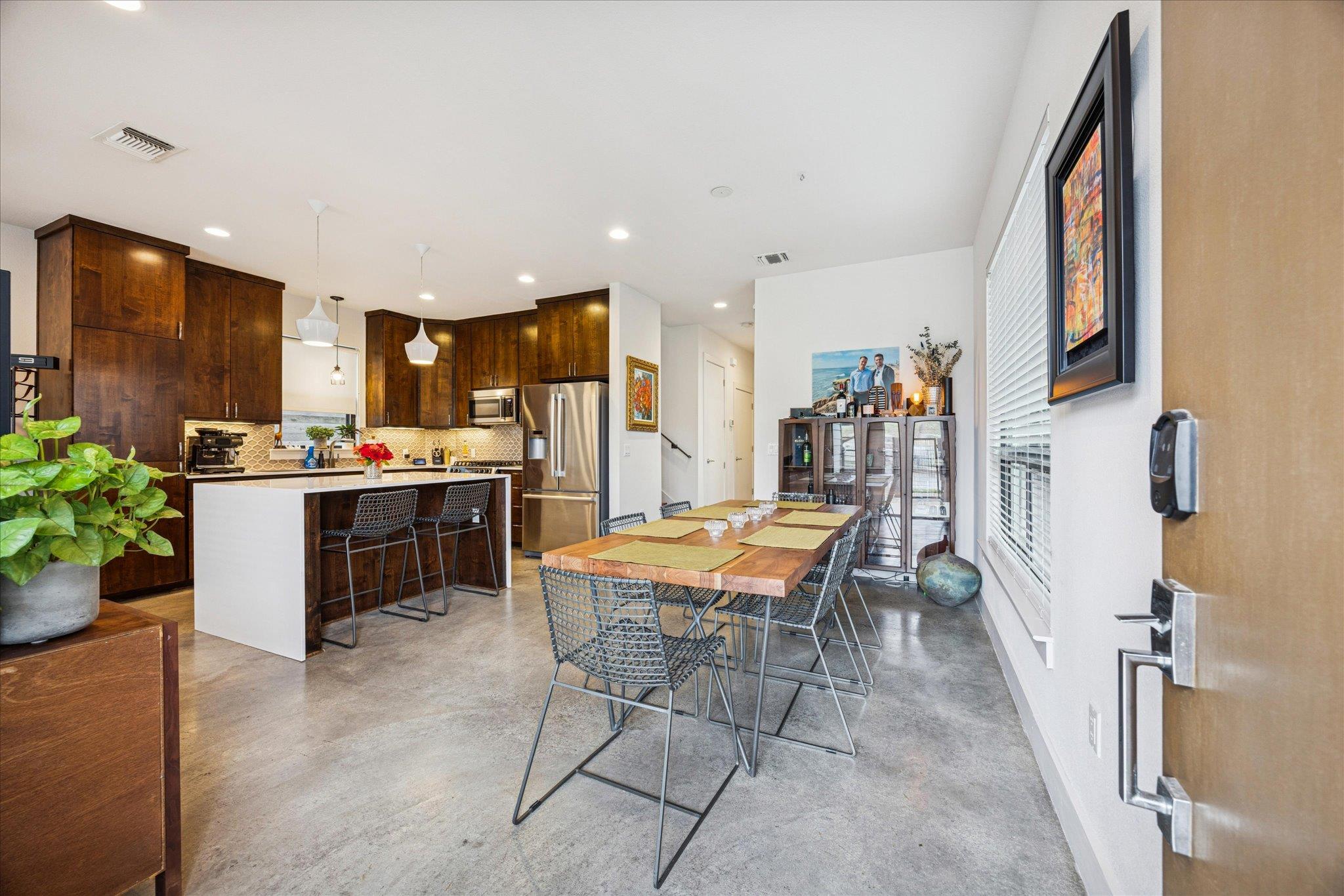 1011 E 12th St, Austin, TX 78702