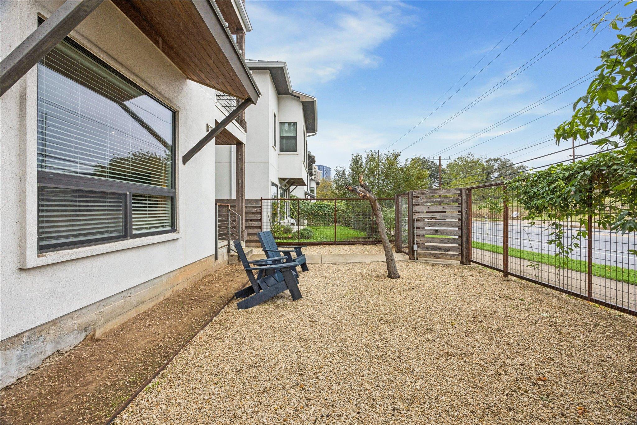 1011 E 12th St, Austin, TX 78702