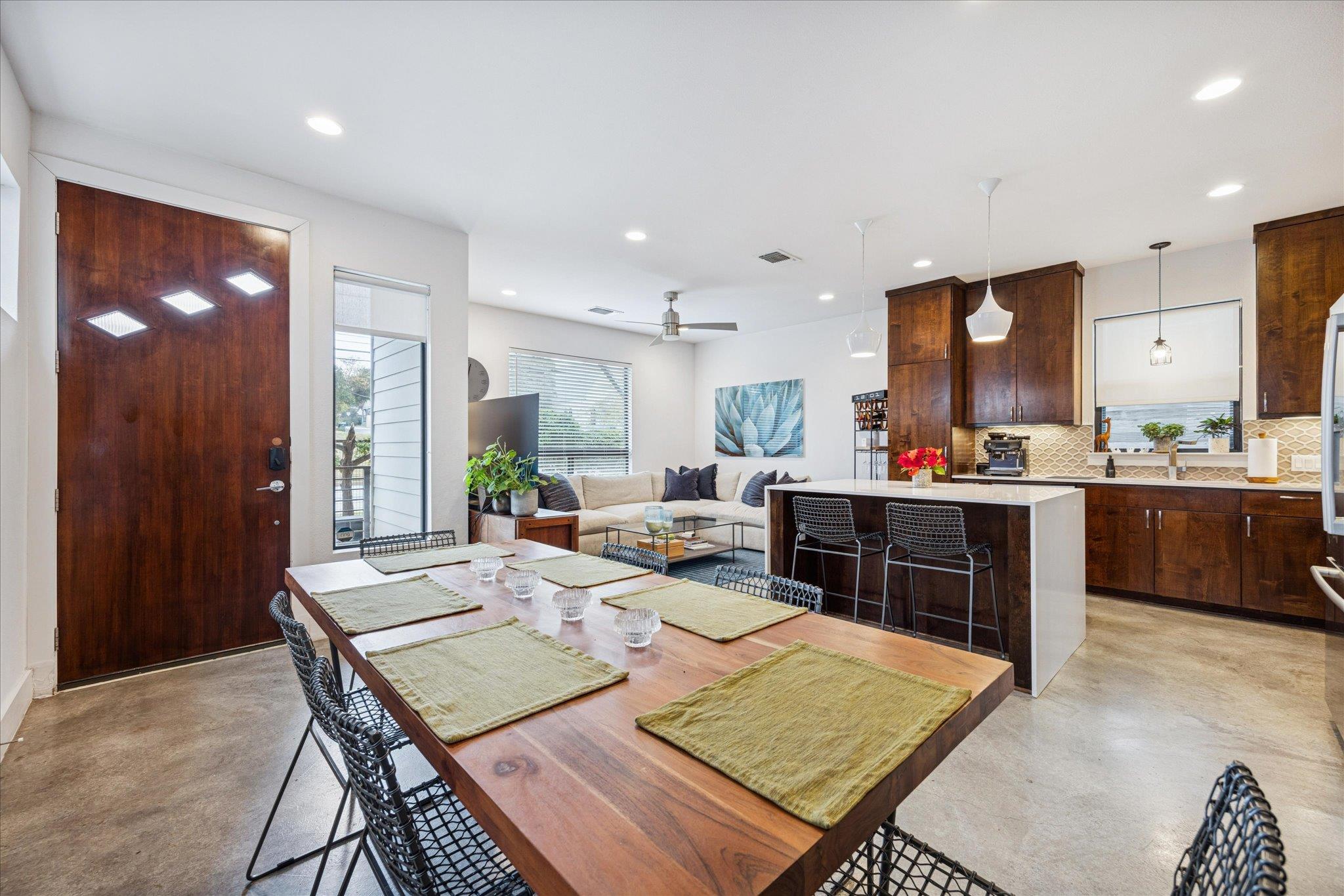 1011 E 12th St, Austin, TX 78702