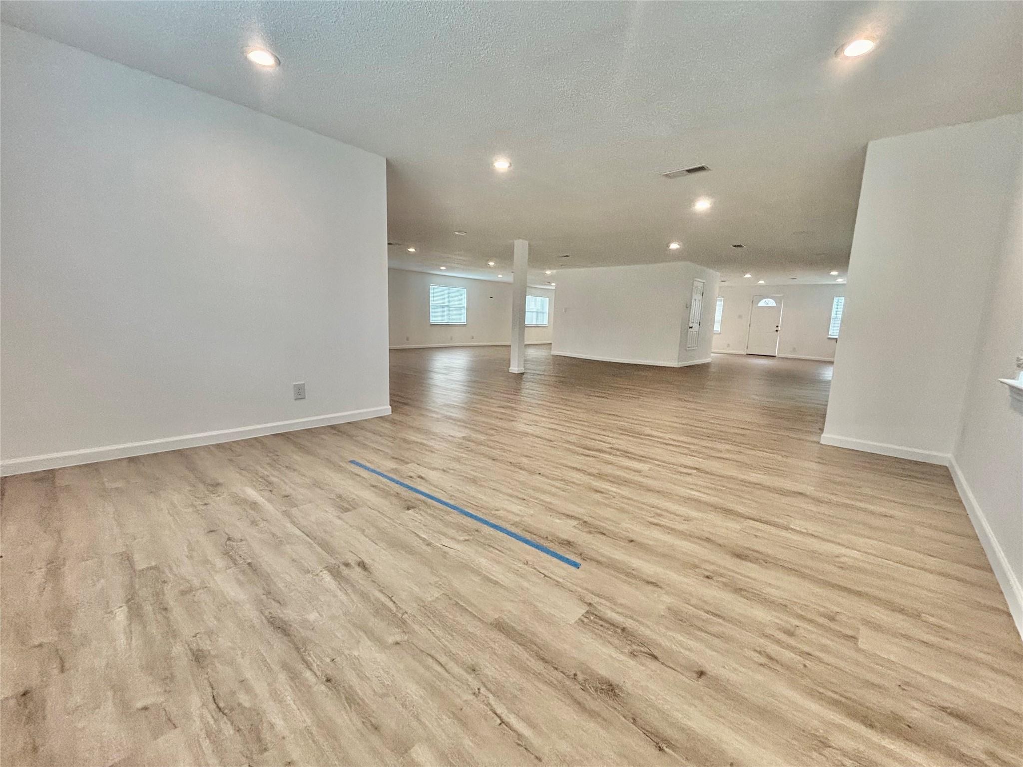 2008 E 12th St, Austin, TX 78702