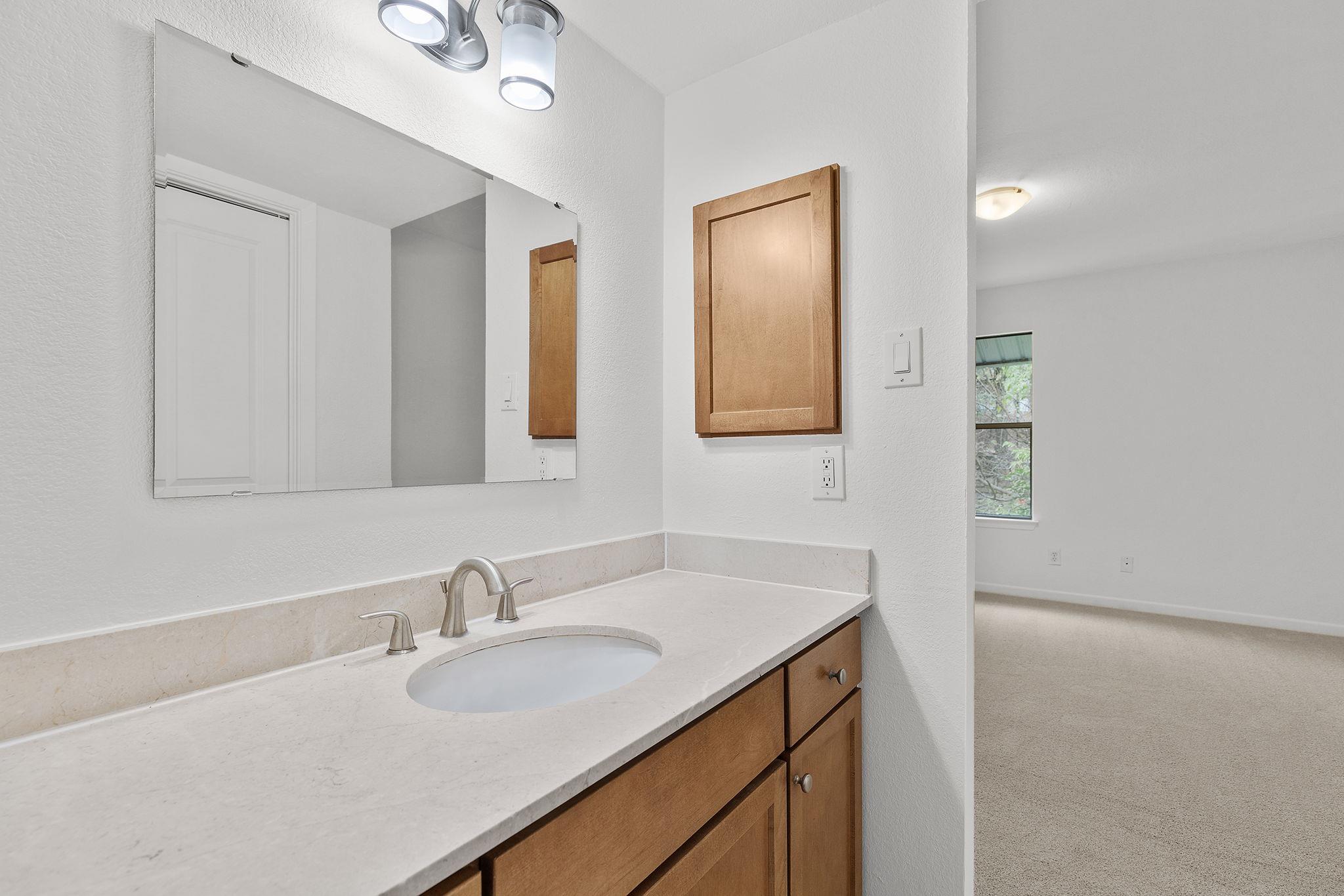 3204 Menchaca Rd # 710, Austin, TX 78704