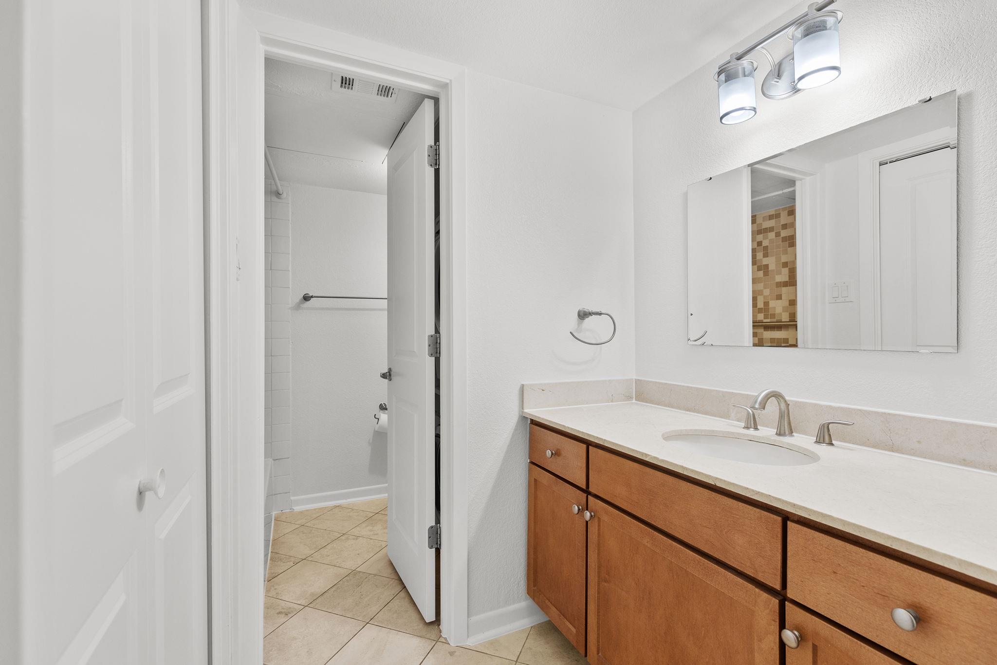 3204 Menchaca Rd # 710, Austin, TX 78704