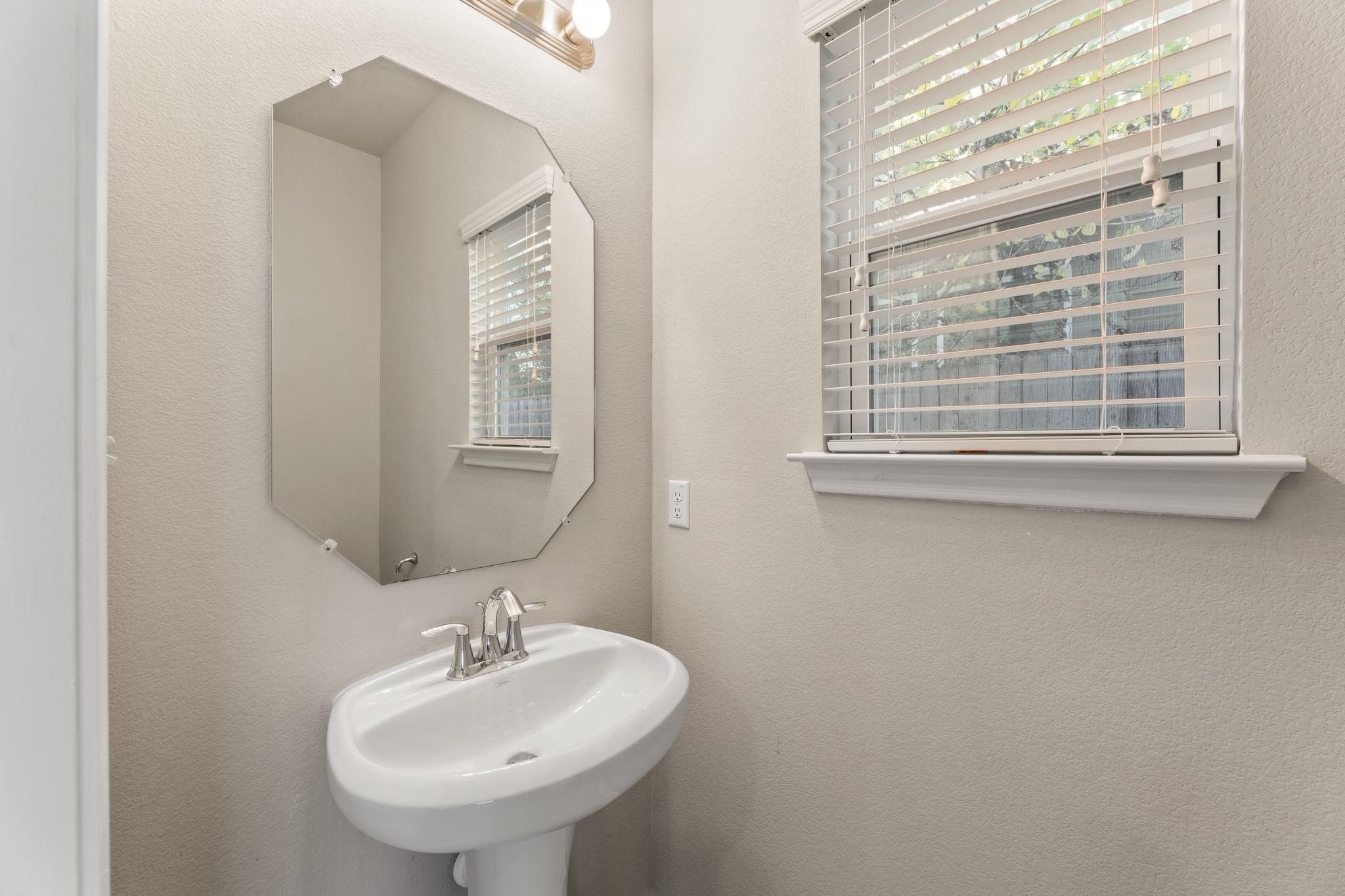 18007 Malnati Dr, Pflugerville, TX 78660