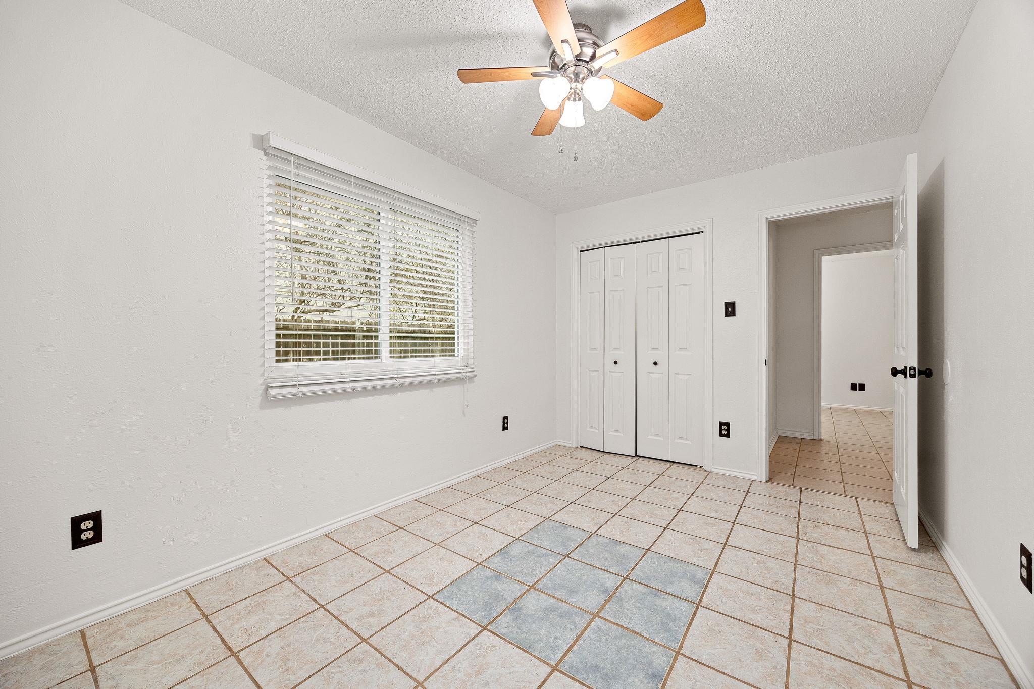 2602 Armstrong Dr, Leander, TX 78641