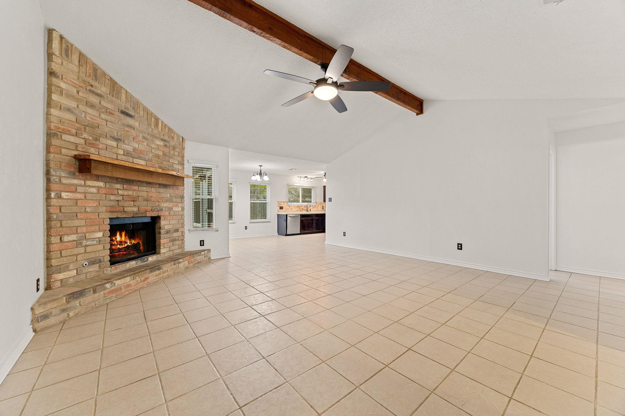 2602 Armstrong Dr, Leander, TX 78641