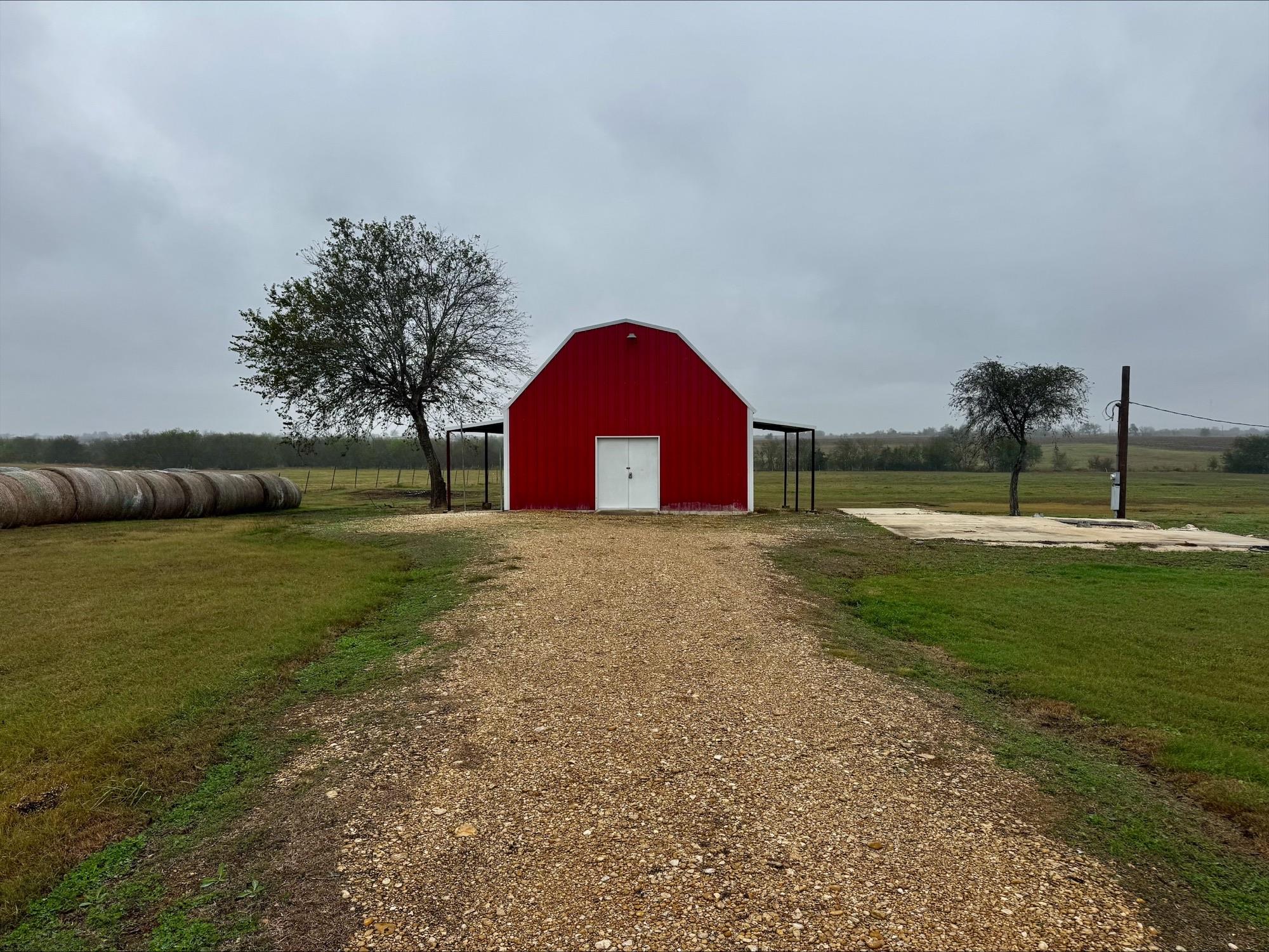 601 County Road 497, Taylor, TX 76574