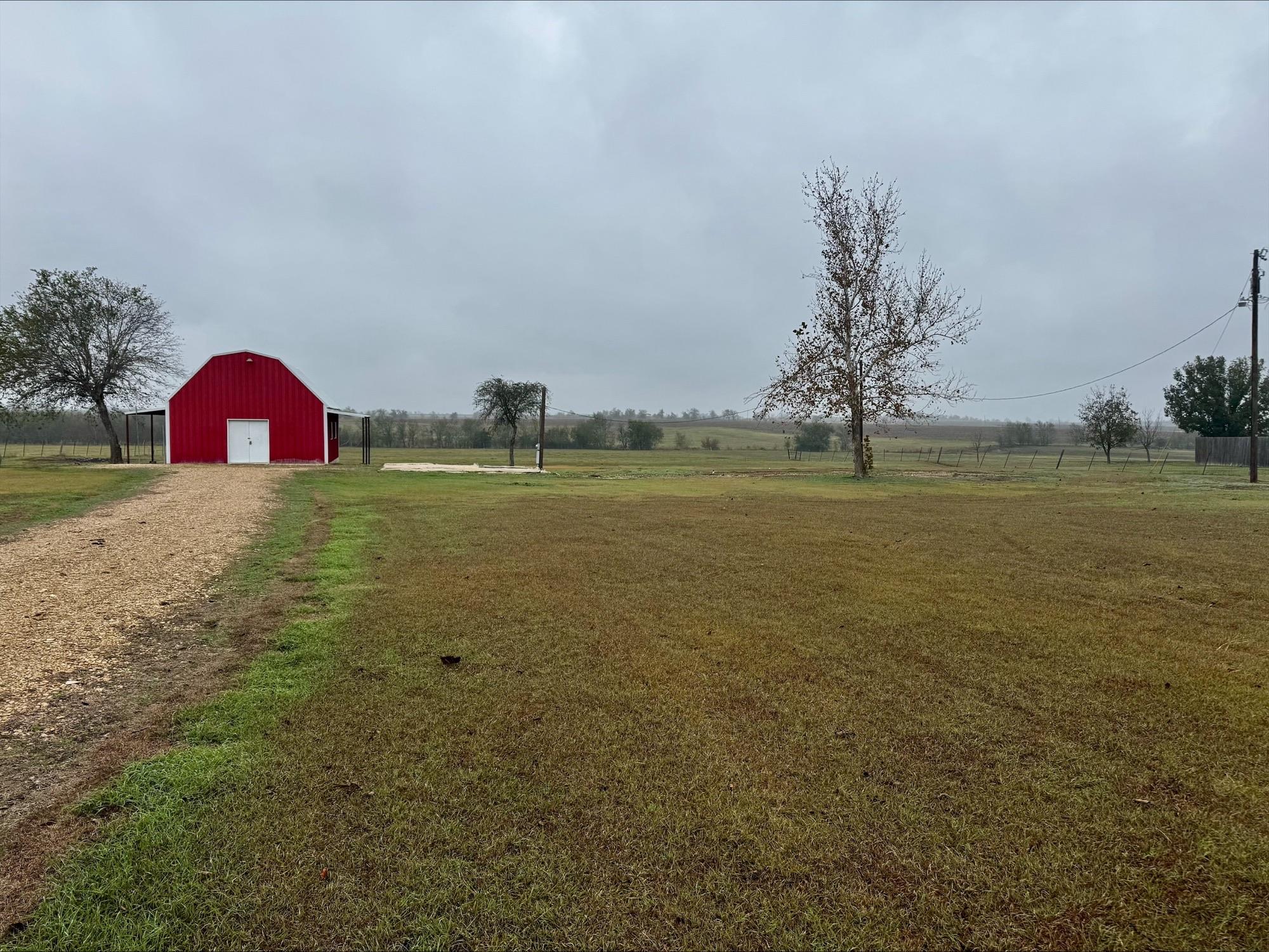 601 County Road 497, Taylor, TX 76574