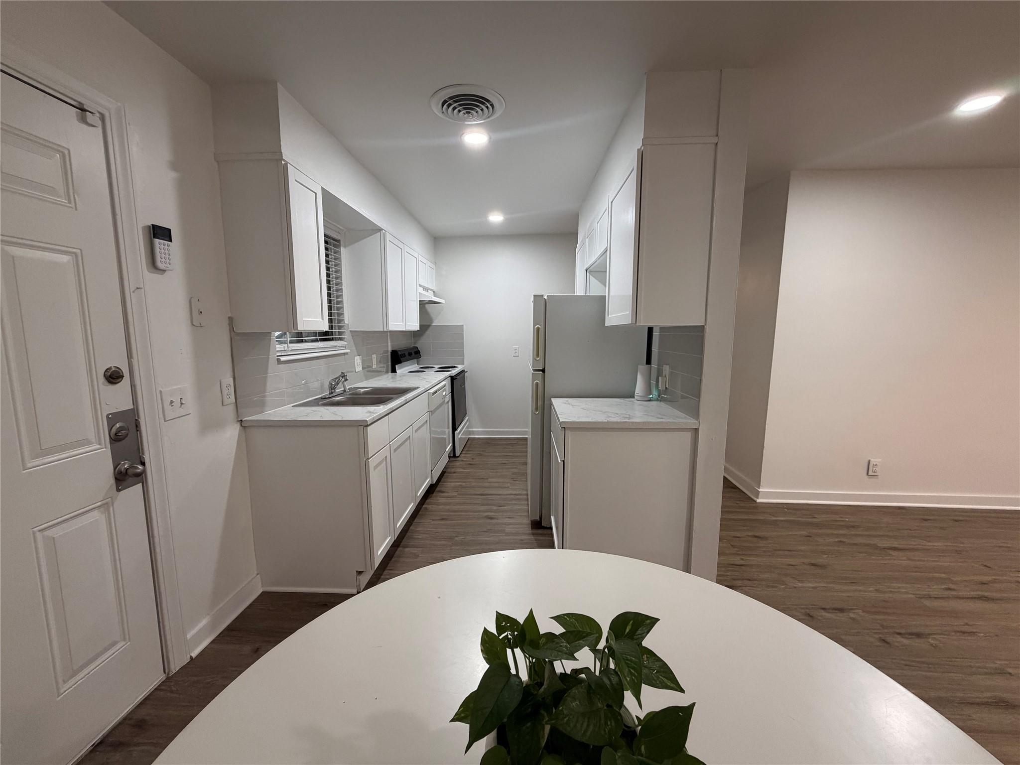 2308 Alta Vista Ave # B, Austin, TX 78704