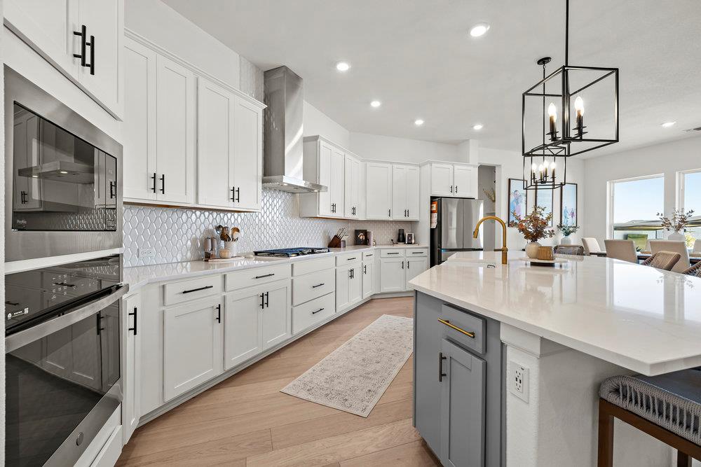 100 Pueblo Peak Cv, Liberty Hill, TX 78642