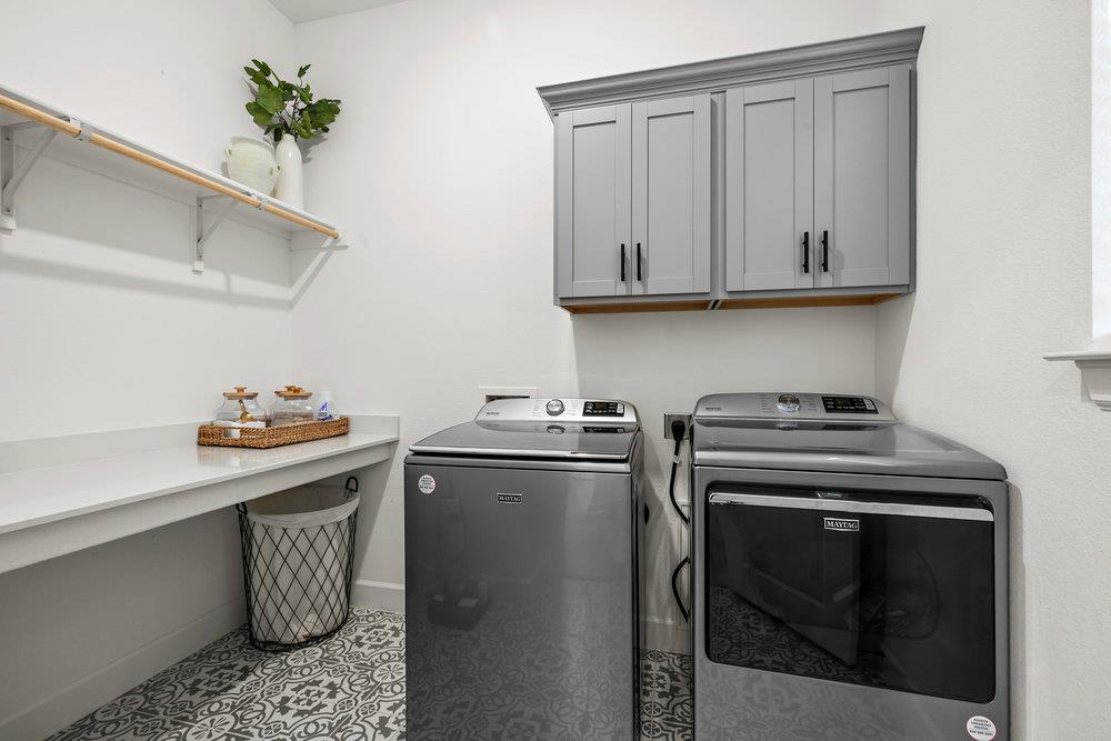 100 Pueblo Peak Cv, Liberty Hill, TX 78642