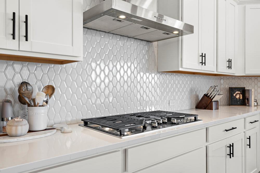 100 Pueblo Peak Cv, Liberty Hill, TX 78642