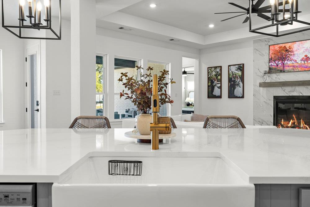 100 Pueblo Peak Cv, Liberty Hill, TX 78642