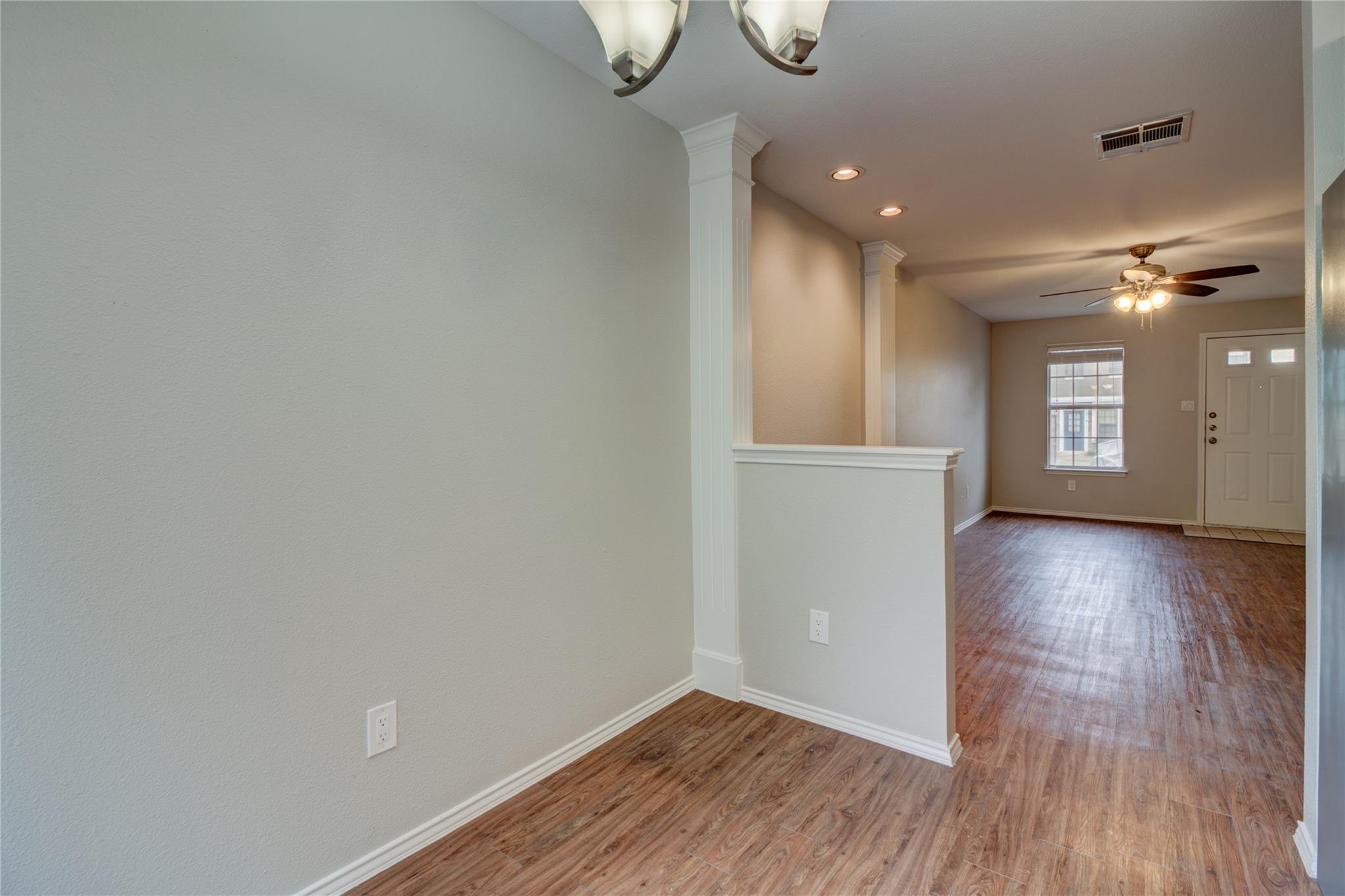 202 S College St # 3, Georgetown, TX 78626