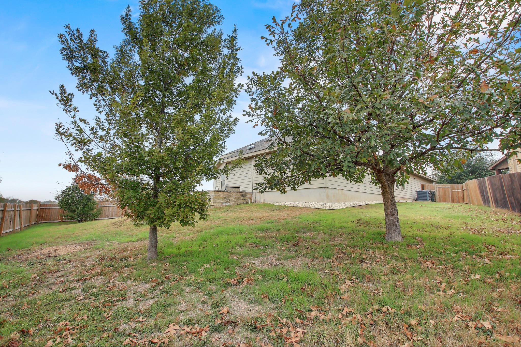 406 Dragon Ridge Rd, Buda, TX 78610