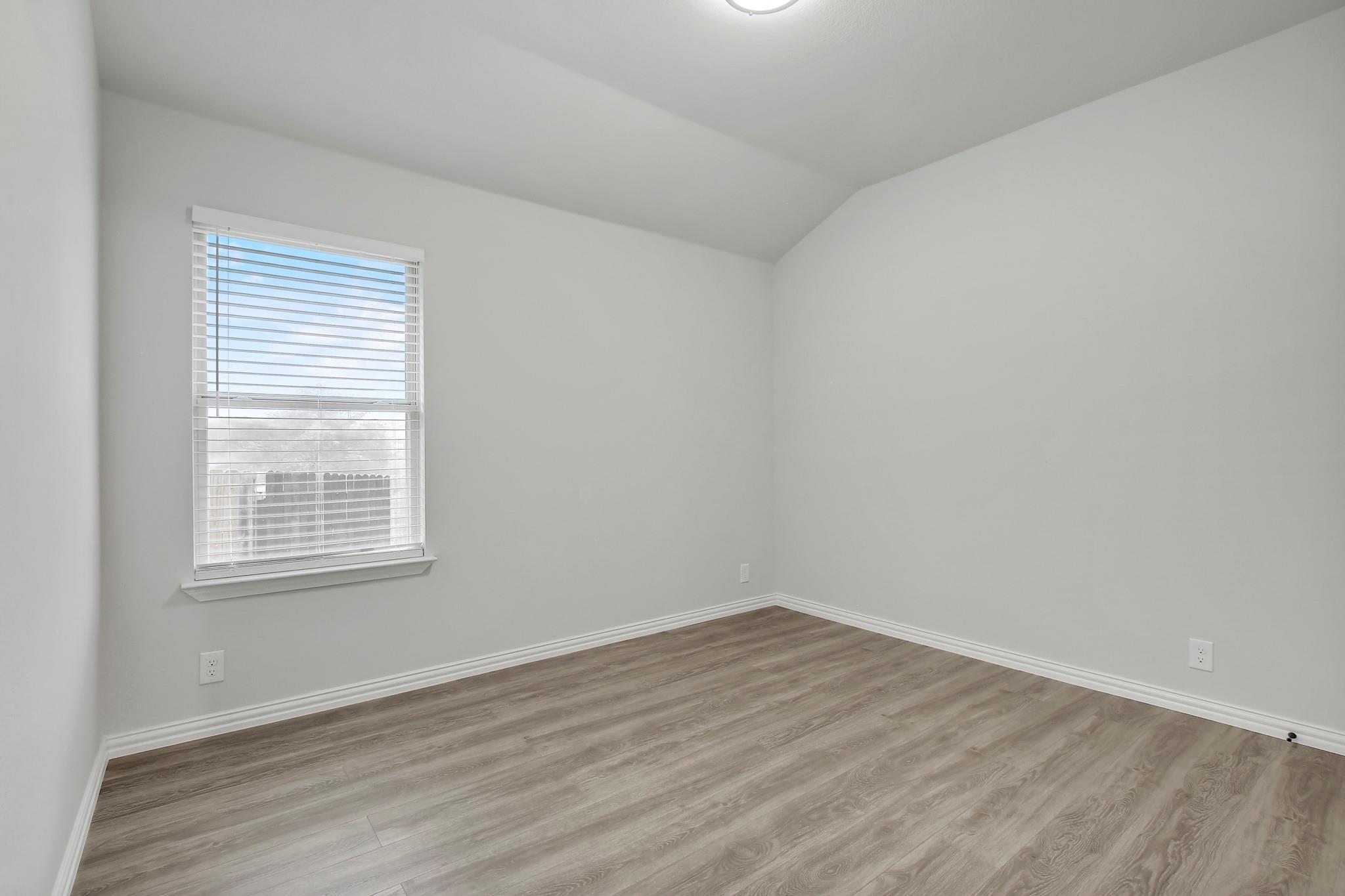 406 Dragon Ridge Rd, Buda, TX 78610