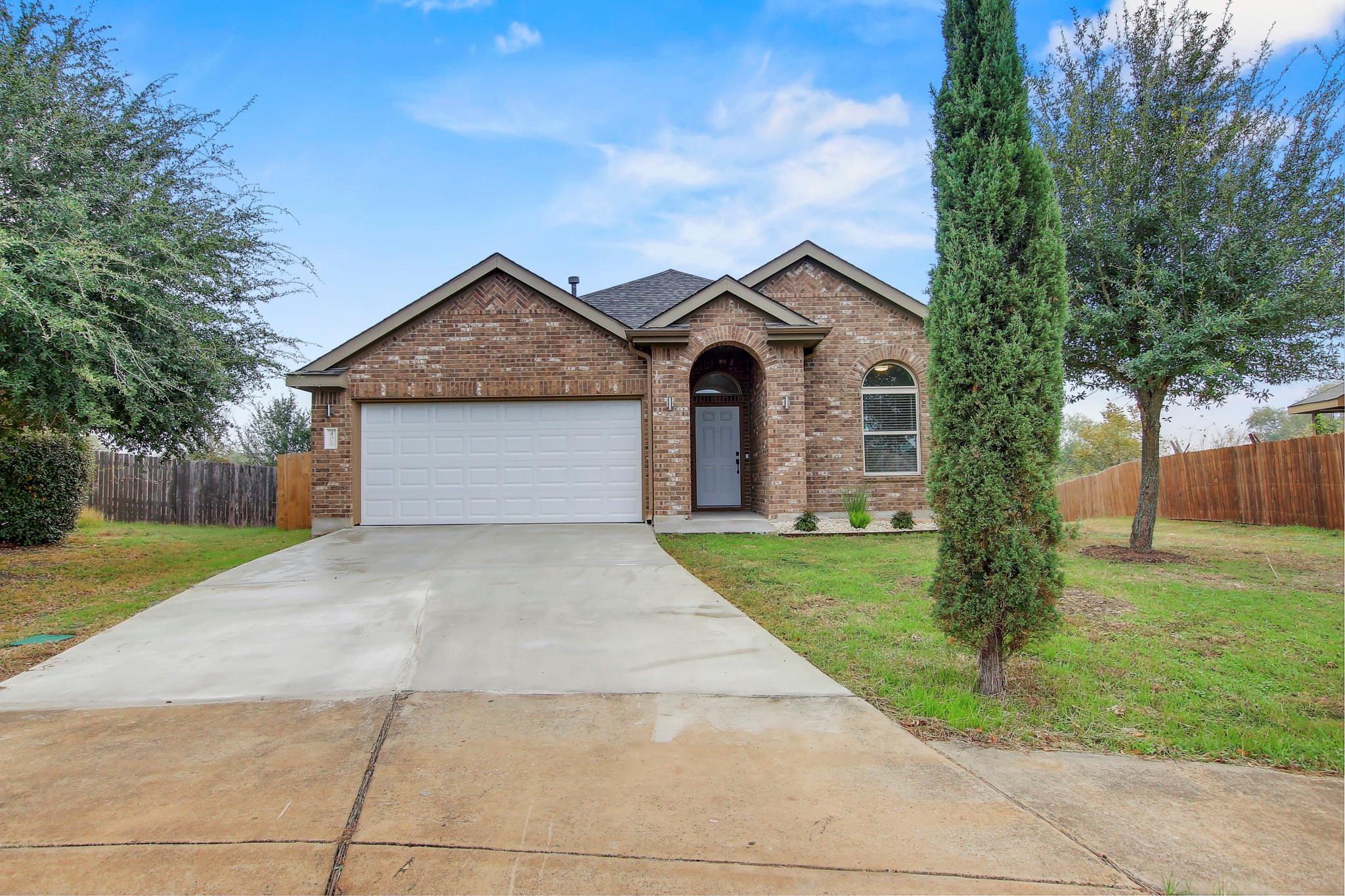 406 Dragon Ridge Rd, Buda, TX 78610