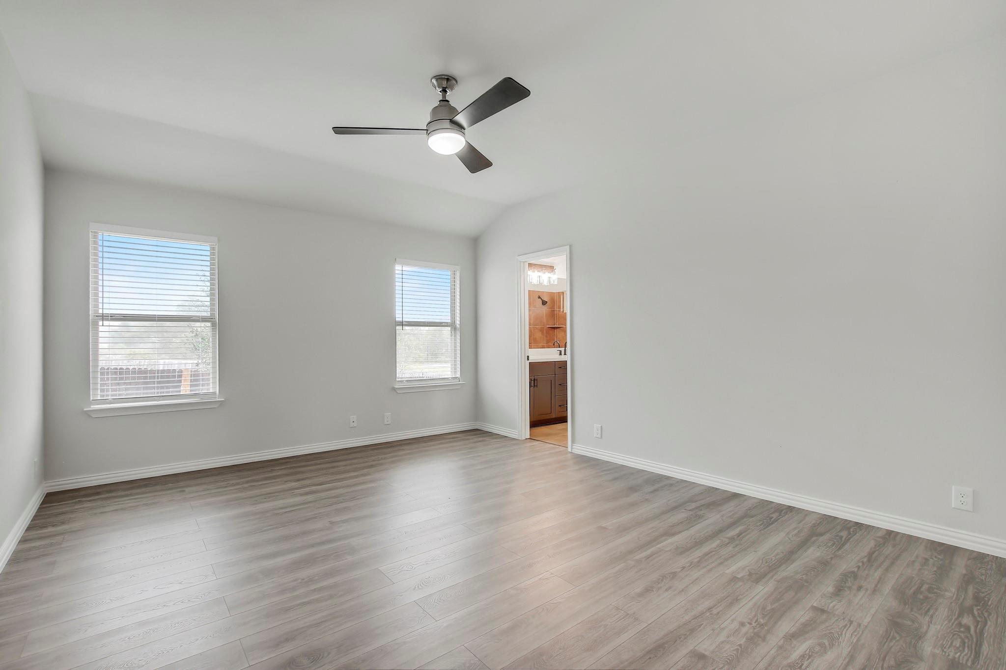 406 Dragon Ridge Rd, Buda, TX 78610