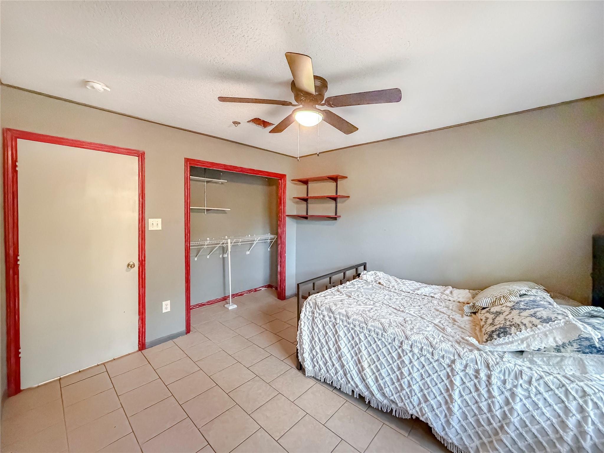 2741 Connie Dr, Canyon Lake, TX 78133